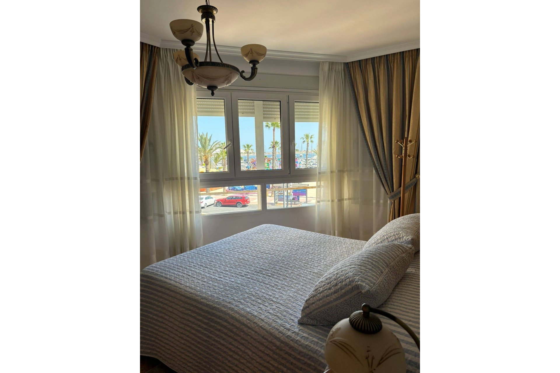 Revânzare - Apartament -
Lo Pagan - La Puntica