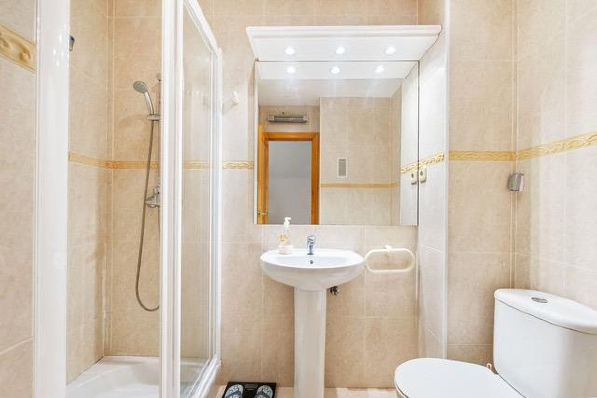 Revânzare - Apartament -
Lo Pagan - Villananitos
