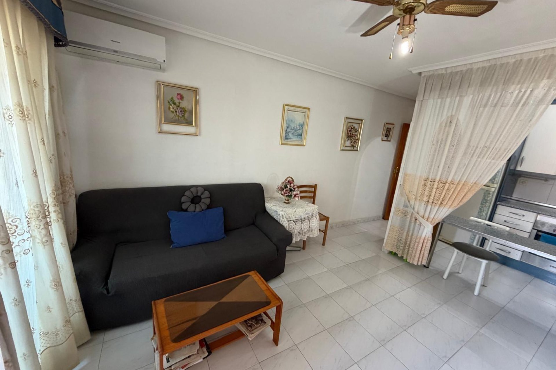Revânzare - Apartament -
Lo Pagan - Villananitos