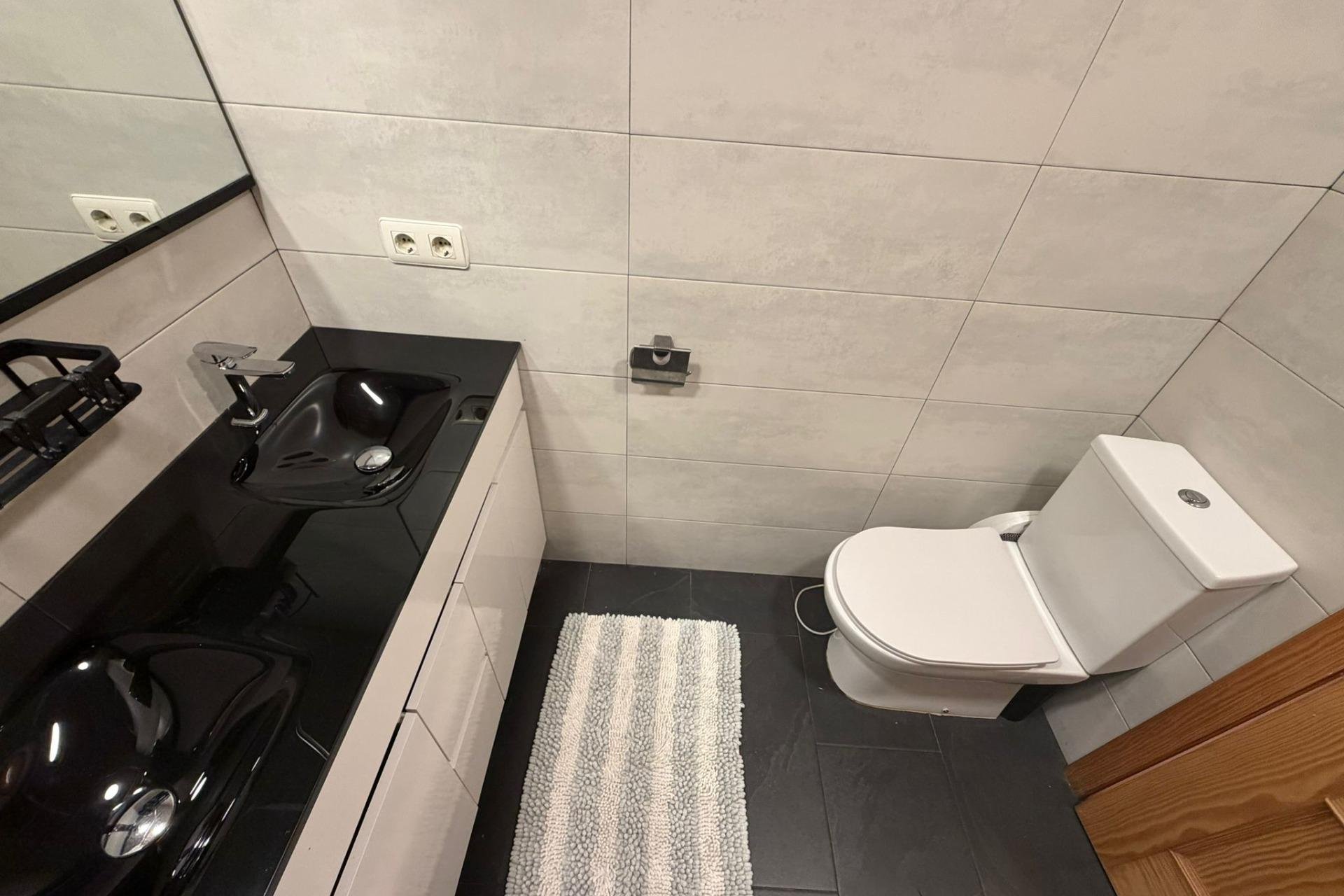 Revânzare - Apartament -
Lo Pagan - Villananitos