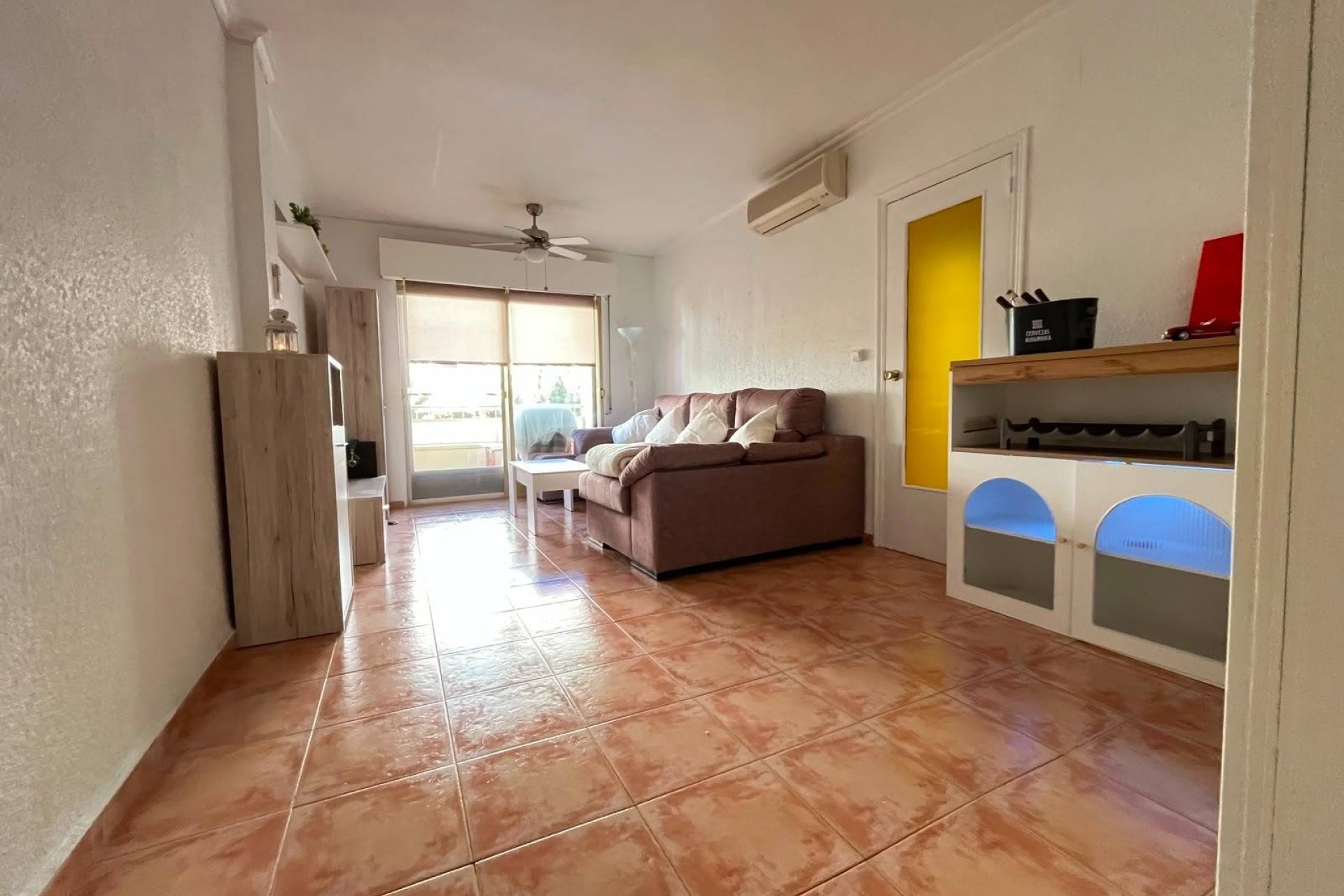 Revânzare - Apartament -
Lo Pagan - Villananitos