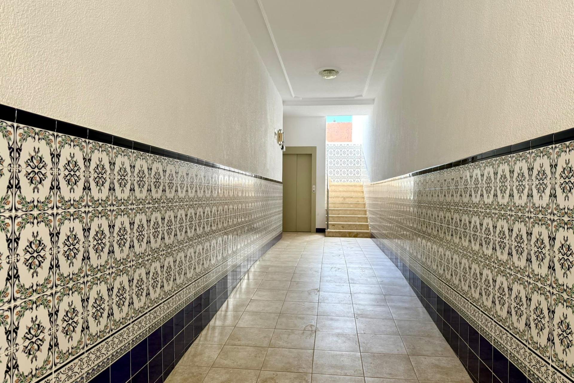 Revânzare - Apartament -
Lo Pagan - Villananitos