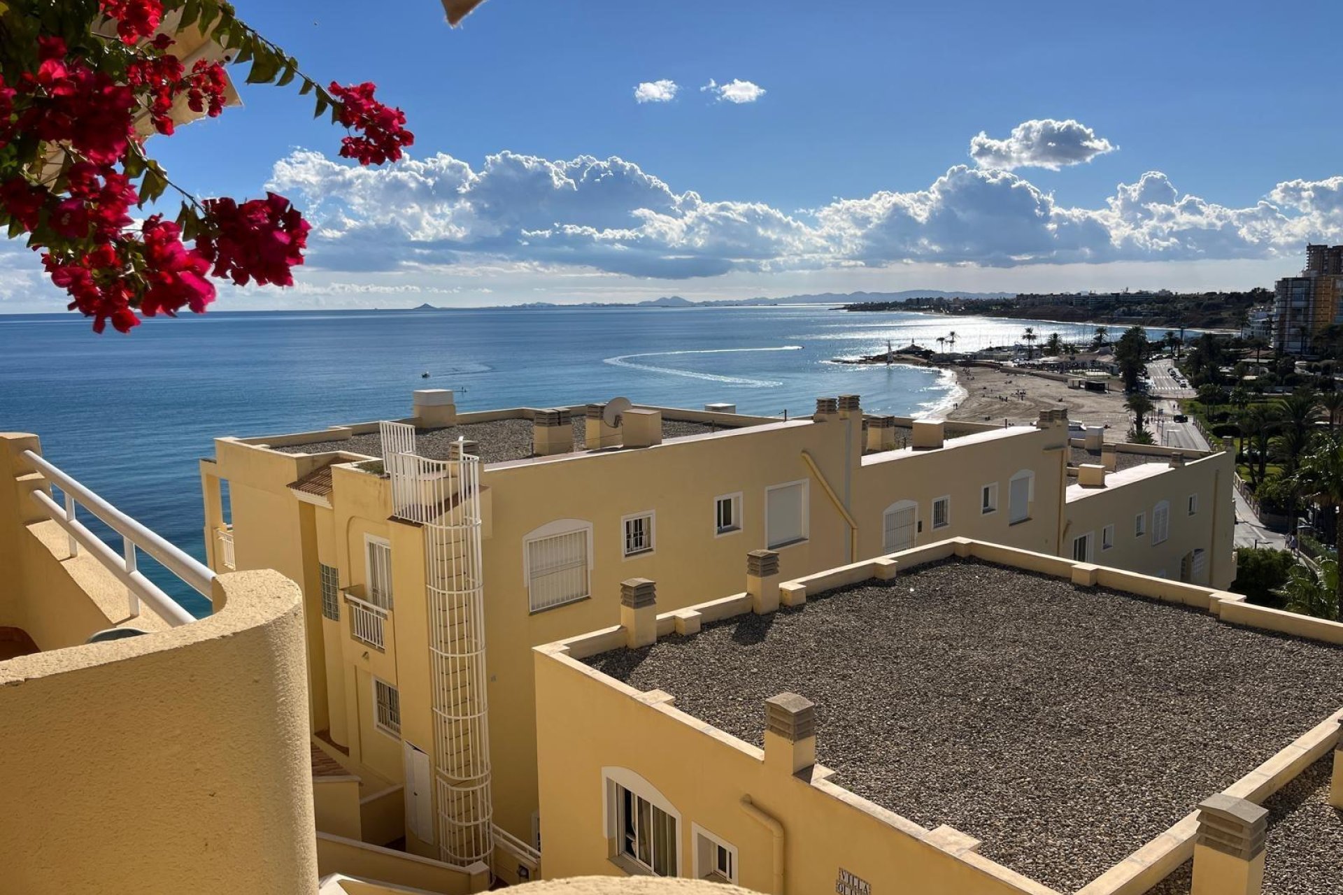 Revânzare - Apartament -
Orihuela Costa - Campoamor