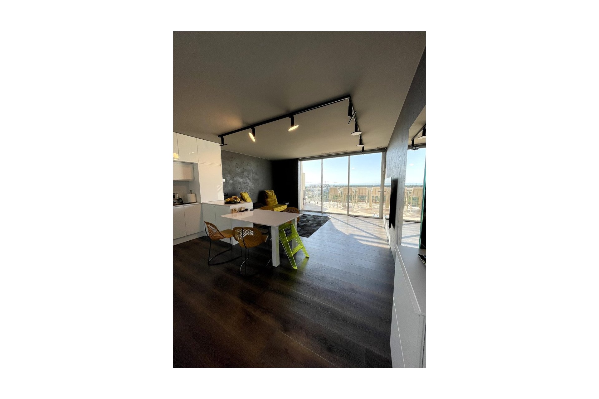 Revânzare - Apartament -
Orihuela Costa - Costa Blanca