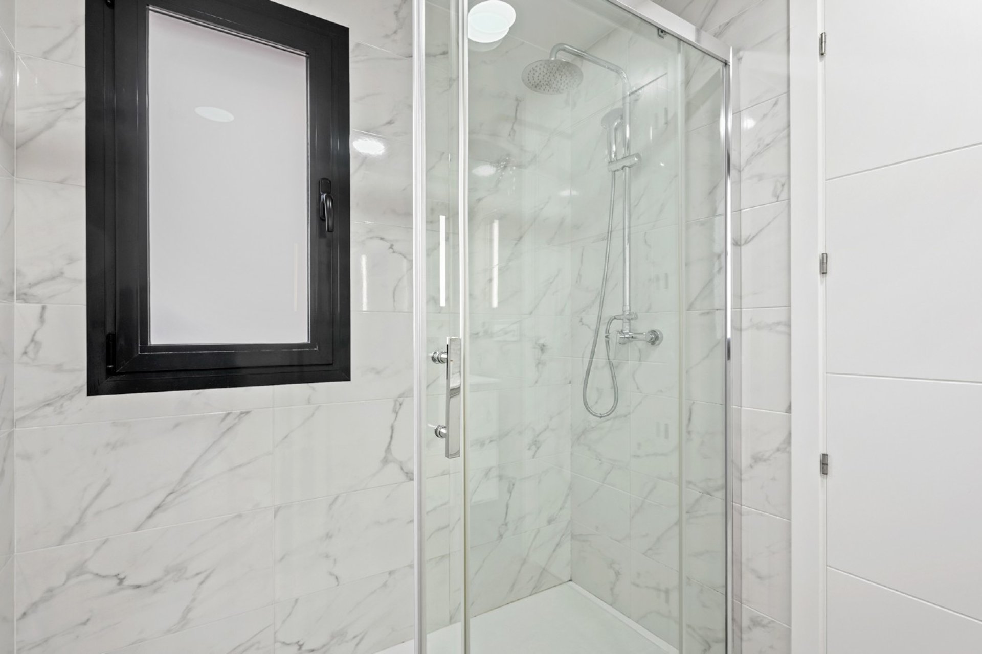 Revânzare - Apartament -
Orihuela Costa - Costa Blanca