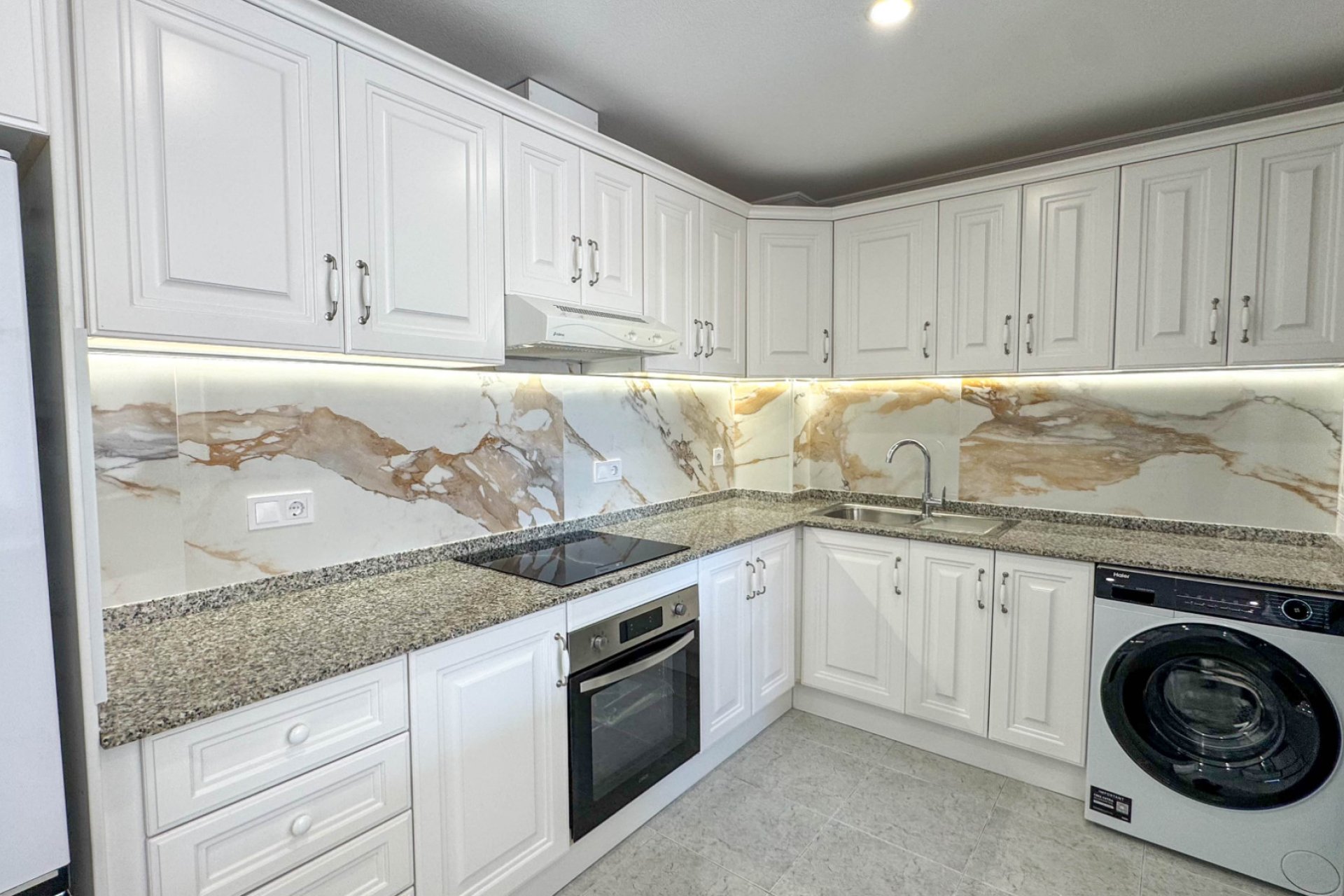 Revânzare - Apartament -
Orihuela Costa - Costa Blanca