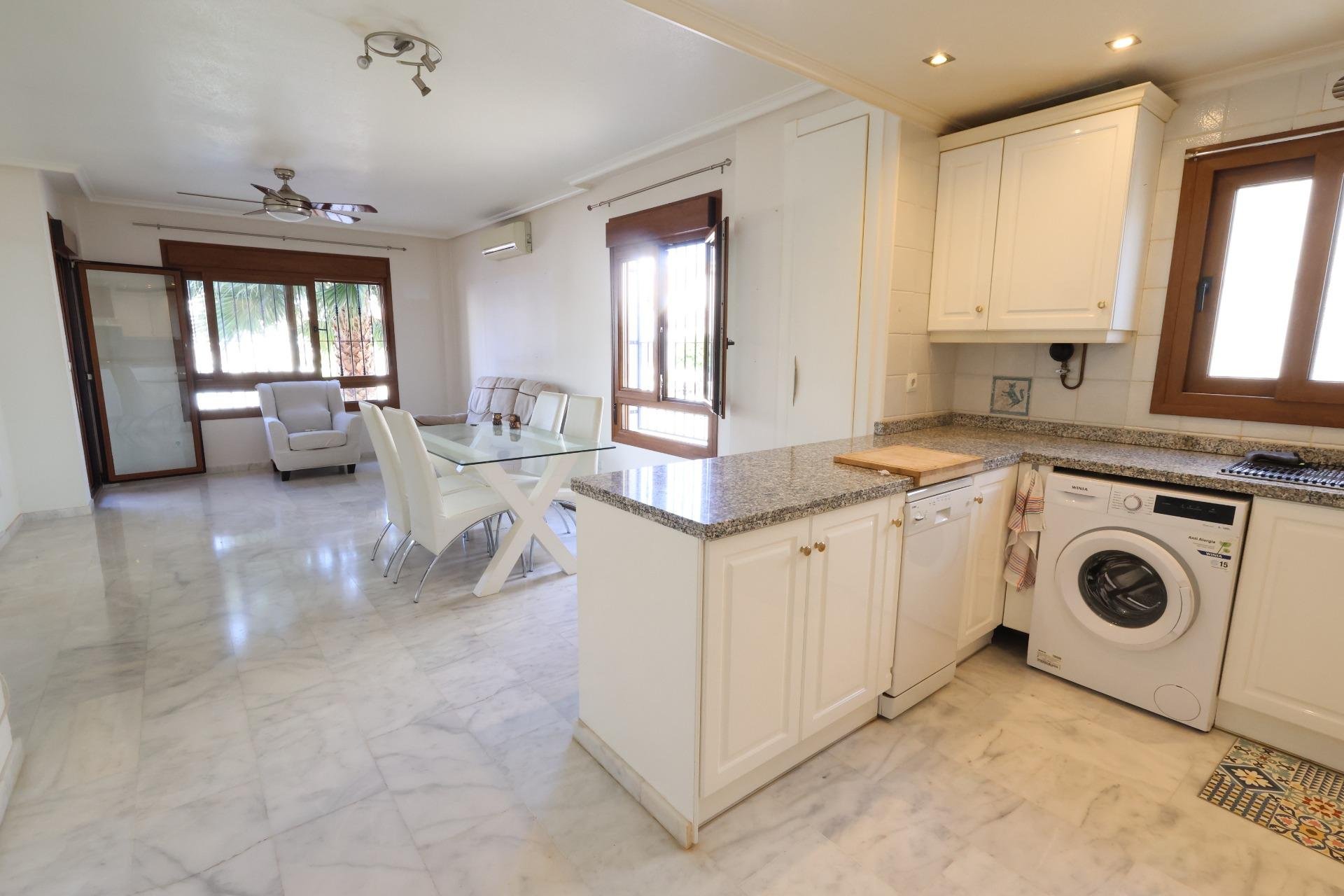 Revânzare - Apartament -
Orihuela Costa - Costa Blanca