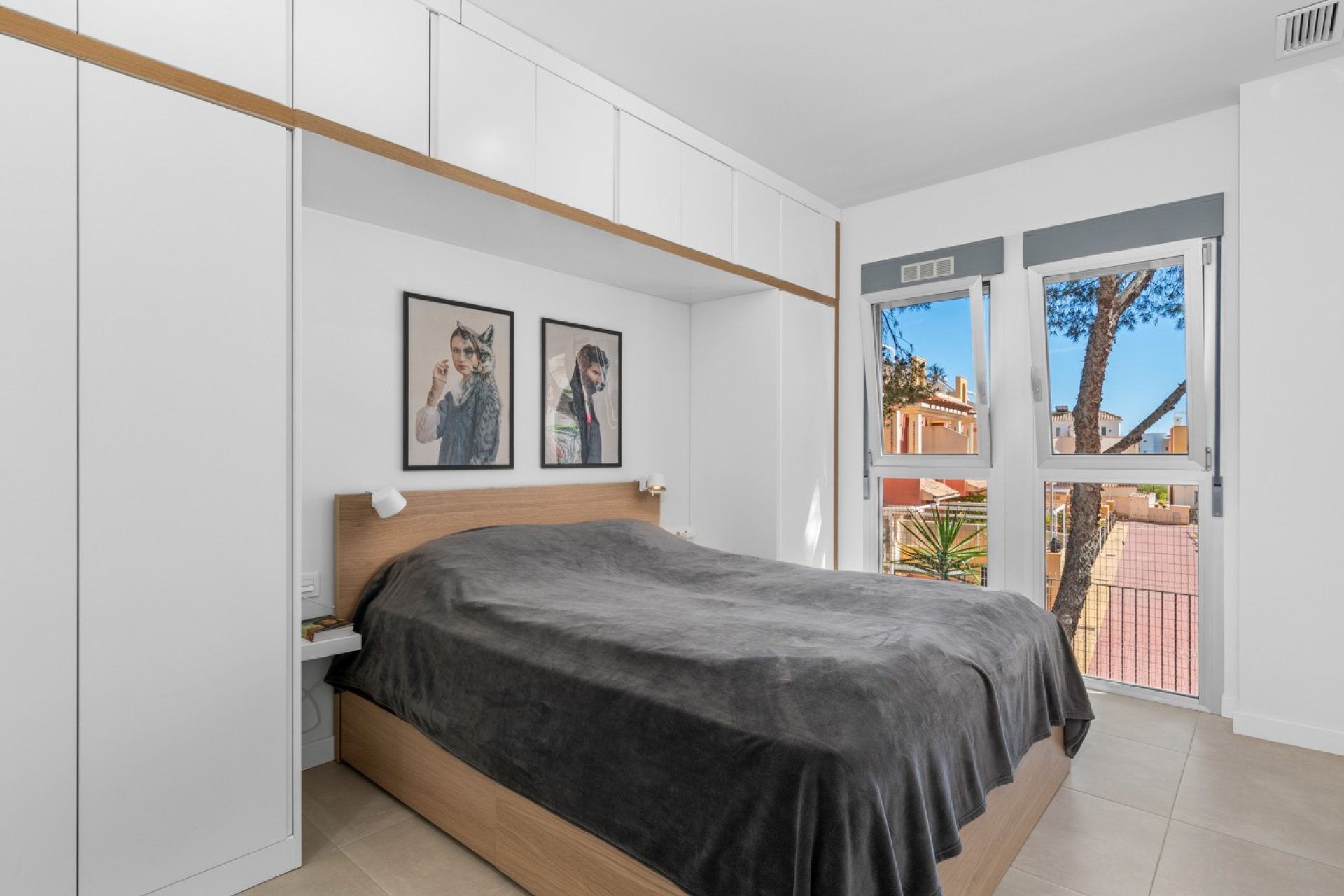 Revânzare - Apartament -
Orihuela Costa - Costa Blanca
