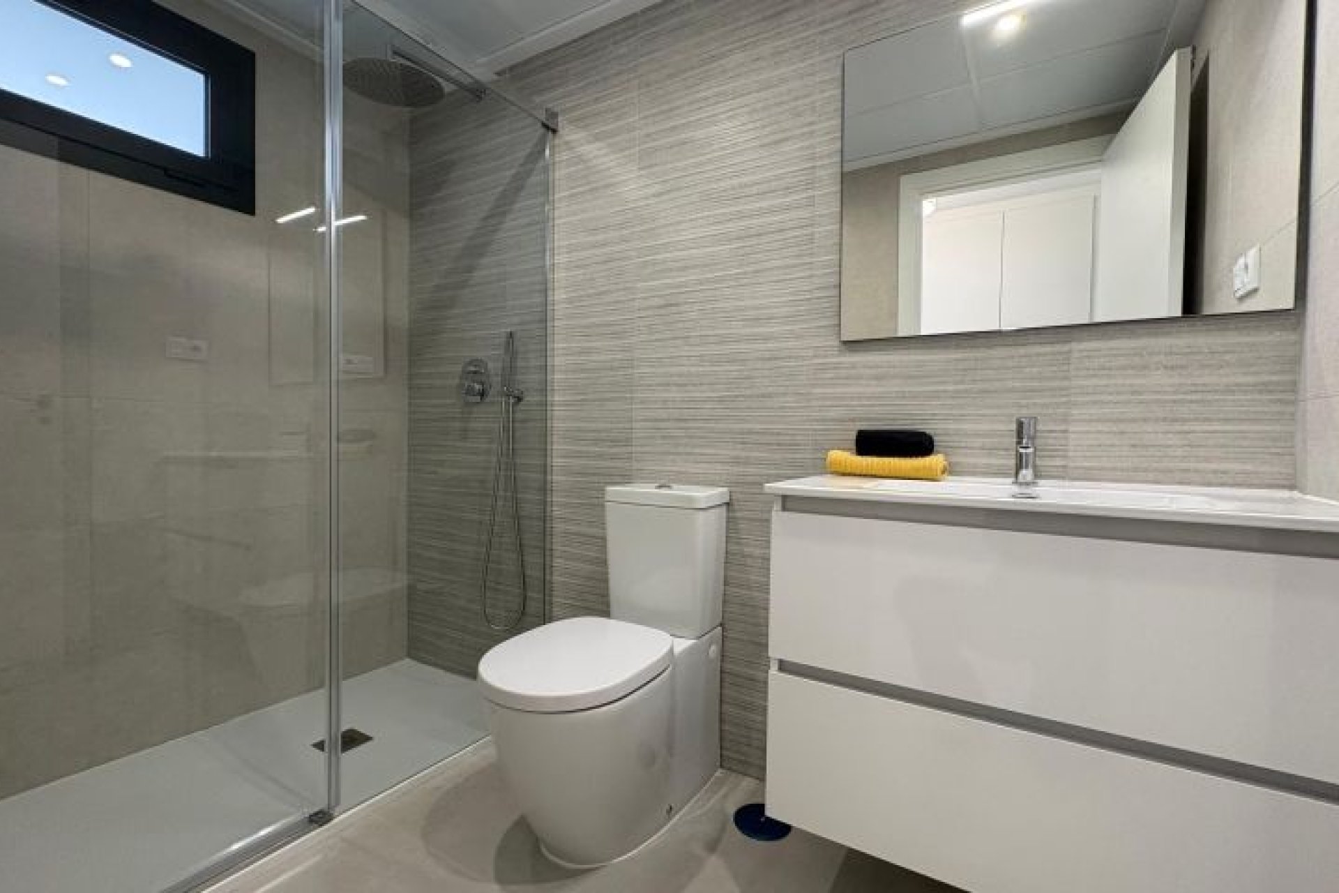 Revânzare - Apartament -
Orihuela Costa - Costa Blanca