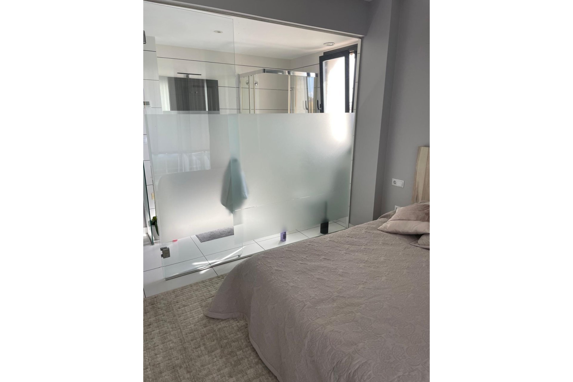 Revânzare - Apartament -
Orihuela Costa - Las Filipinas