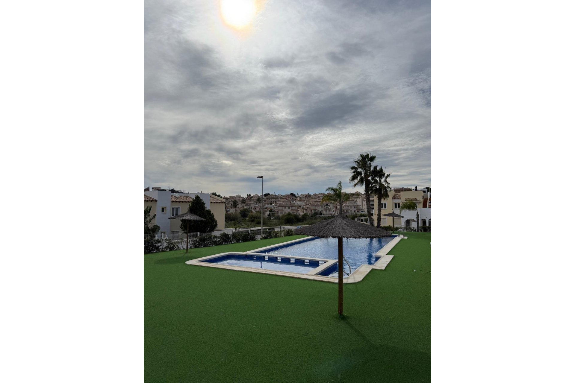 Revânzare - Apartament -
Orihuela Costa - Las Filipinas