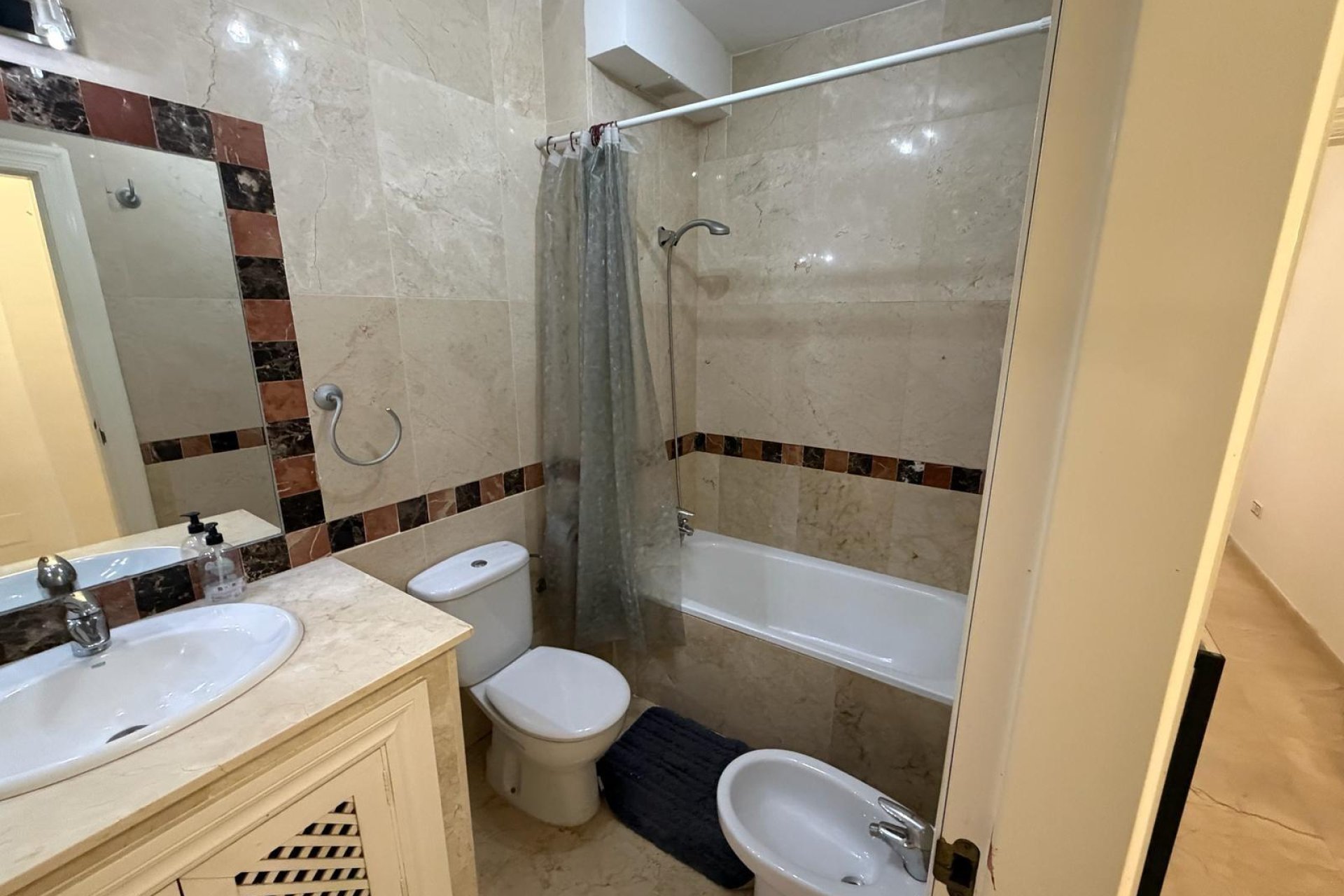 Revânzare - Apartament -
Orihuela Costa - Las Ramblas