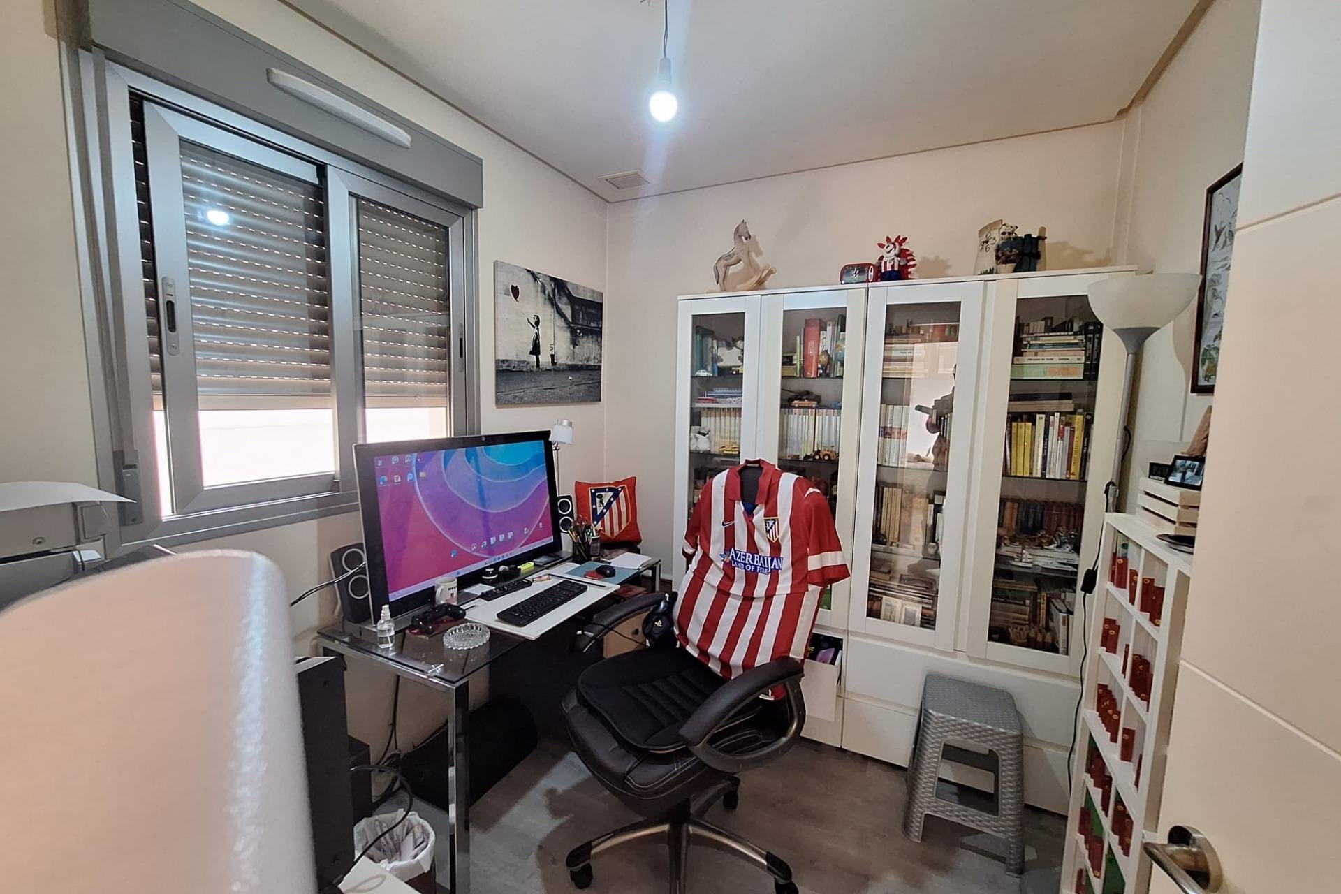 Revânzare - Apartament -
Orihuela Costa - Los Dolses
