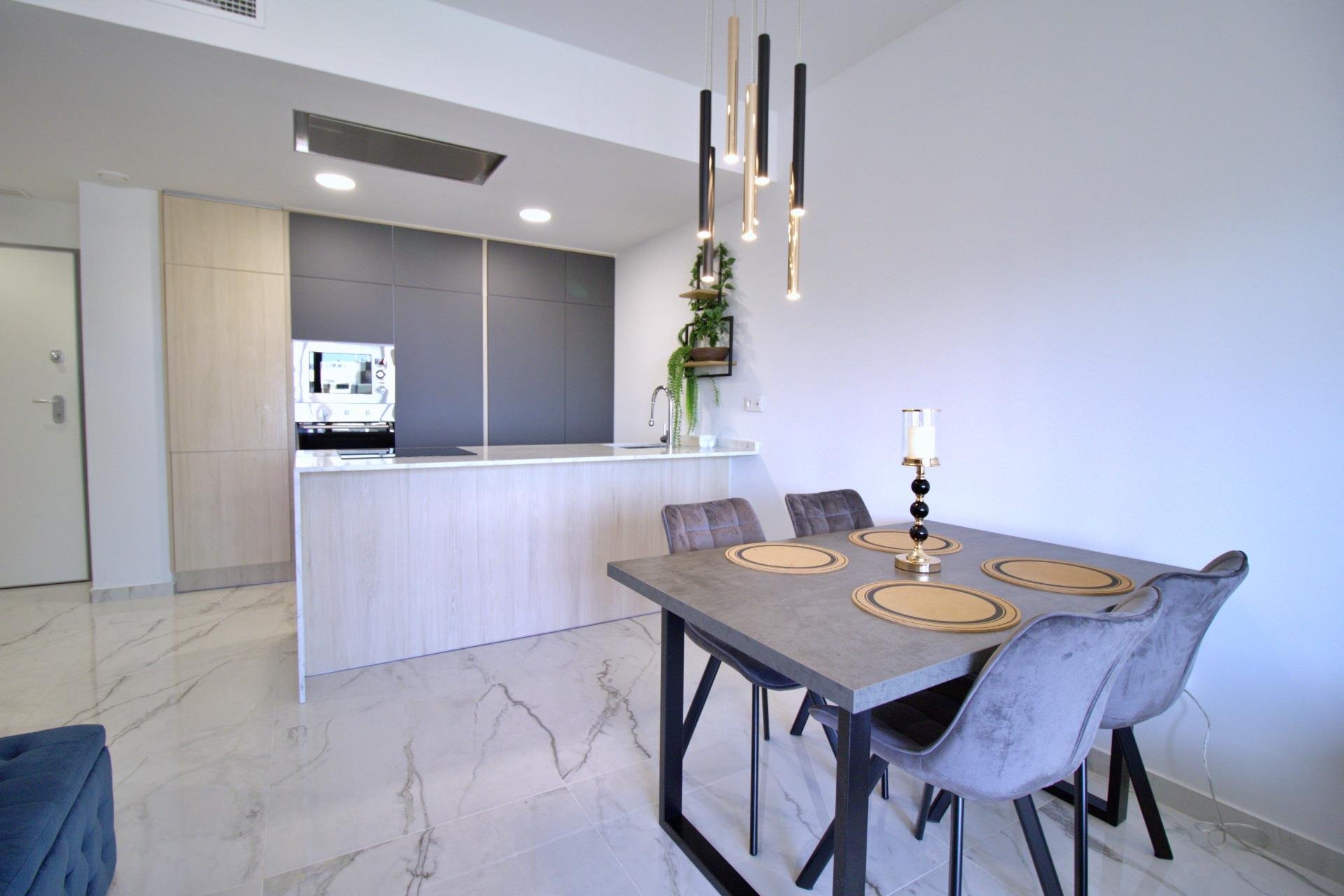 Revânzare - Apartament -
Orihuela Costa - Punta Prima