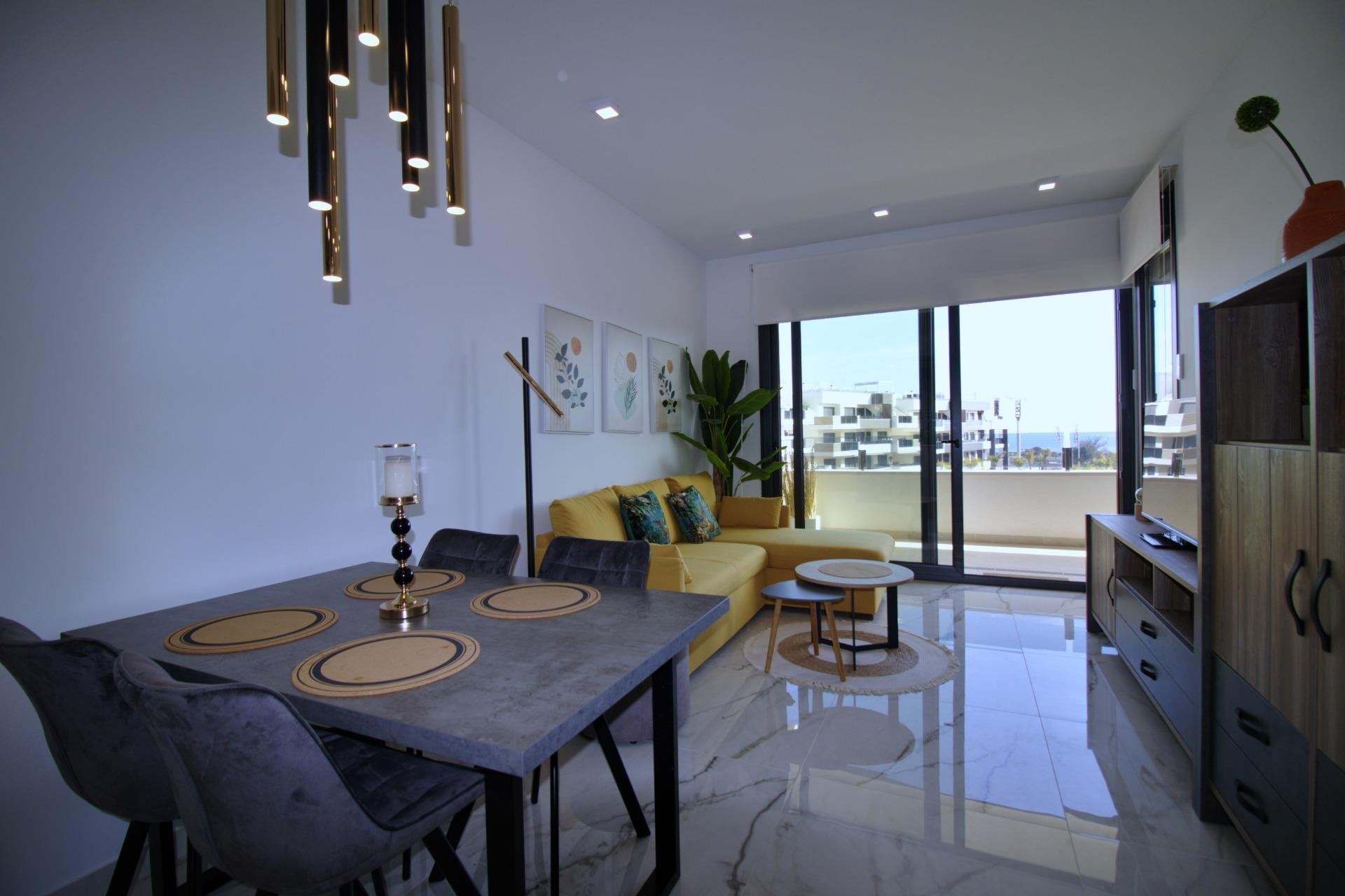 Revânzare - Apartament -
Orihuela Costa - Punta Prima