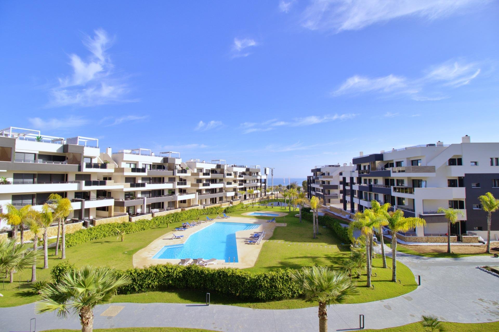 Revânzare - Apartament -
Orihuela Costa - Punta Prima