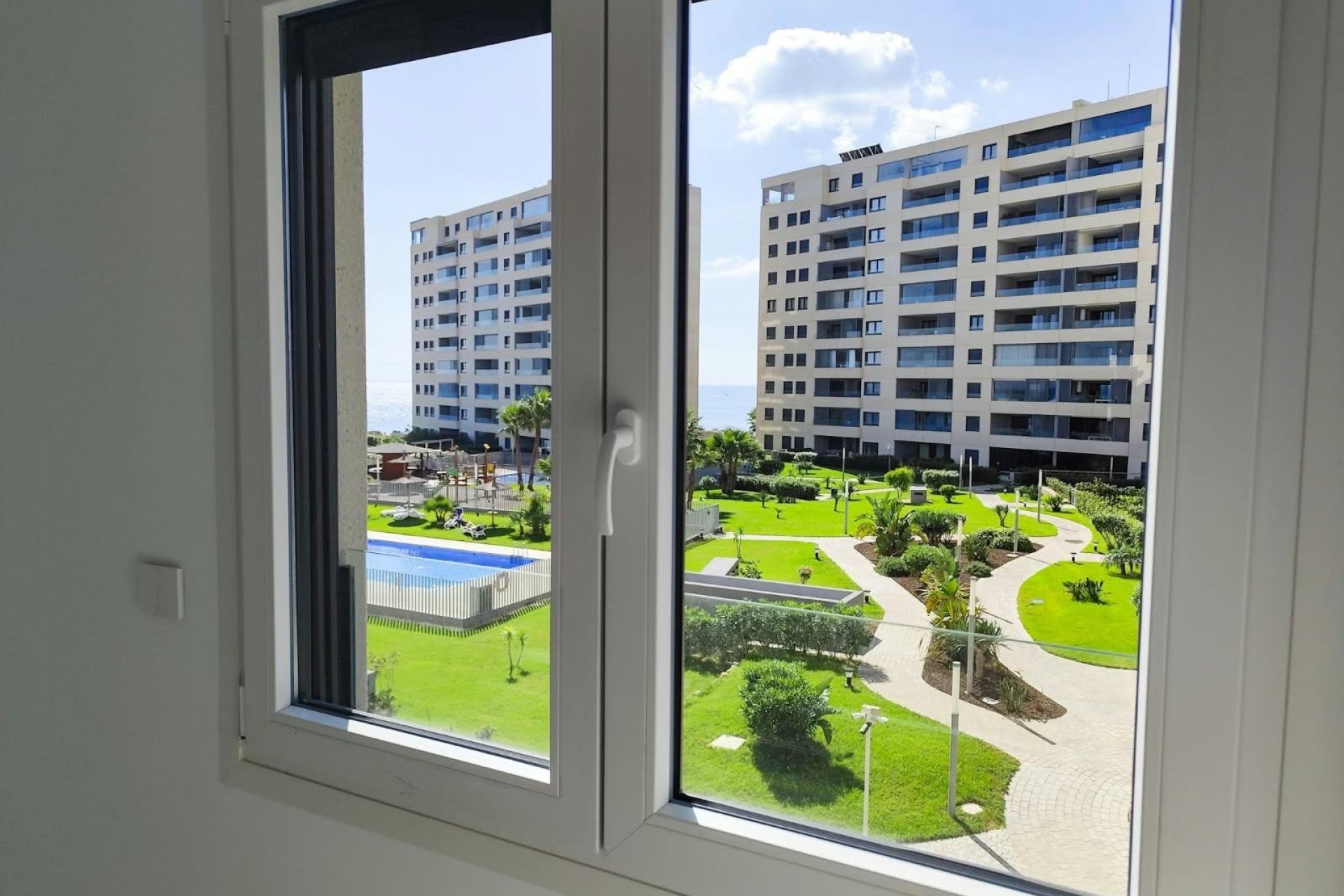 Revânzare - Apartament -
Orihuela Costa - Punta Prima
