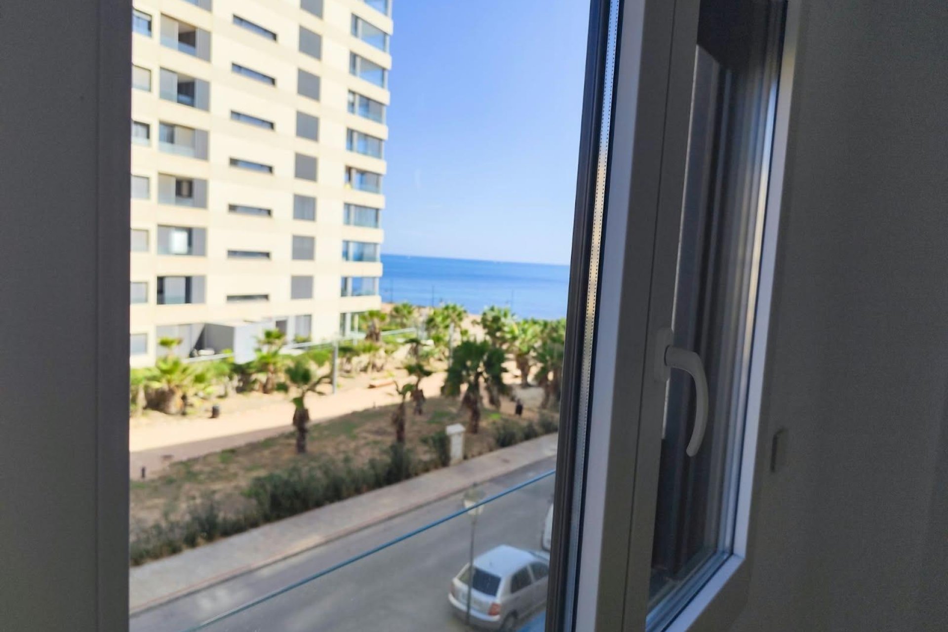Revânzare - Apartament -
Orihuela Costa - Punta Prima