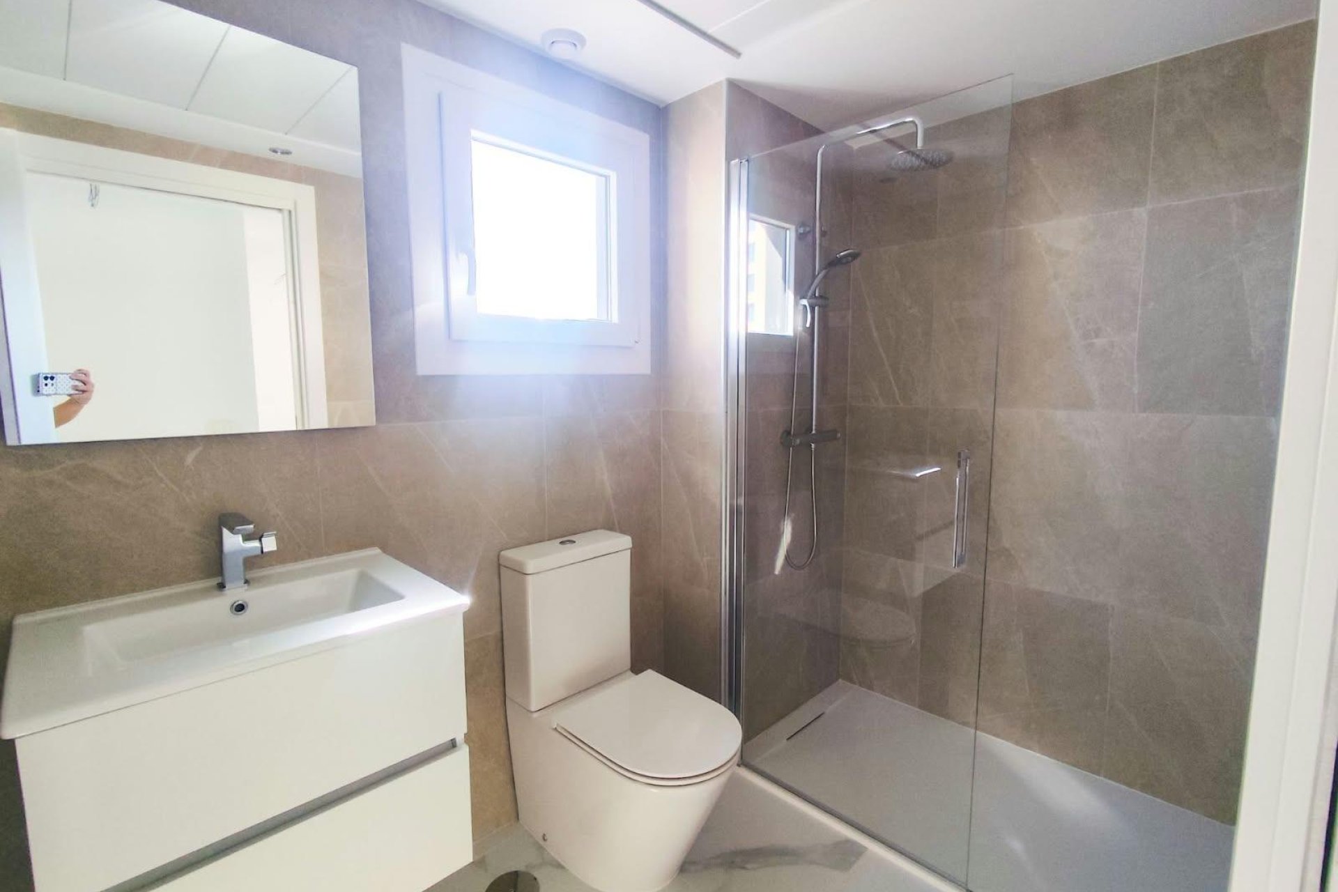 Revânzare - Apartament -
Orihuela Costa - Punta Prima