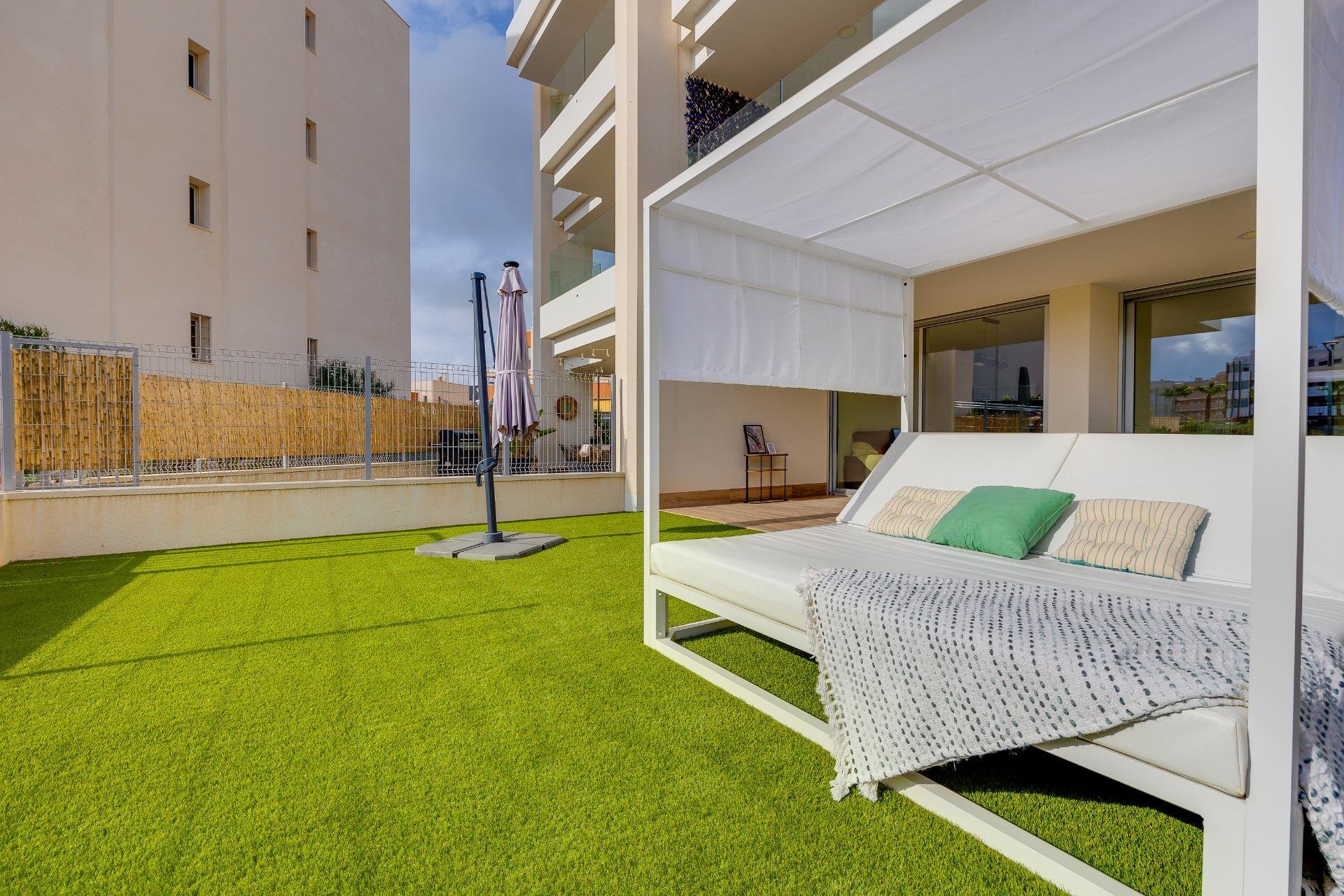 Revânzare - Apartament -
Orihuela Costa - Villamartín-las Filipinas