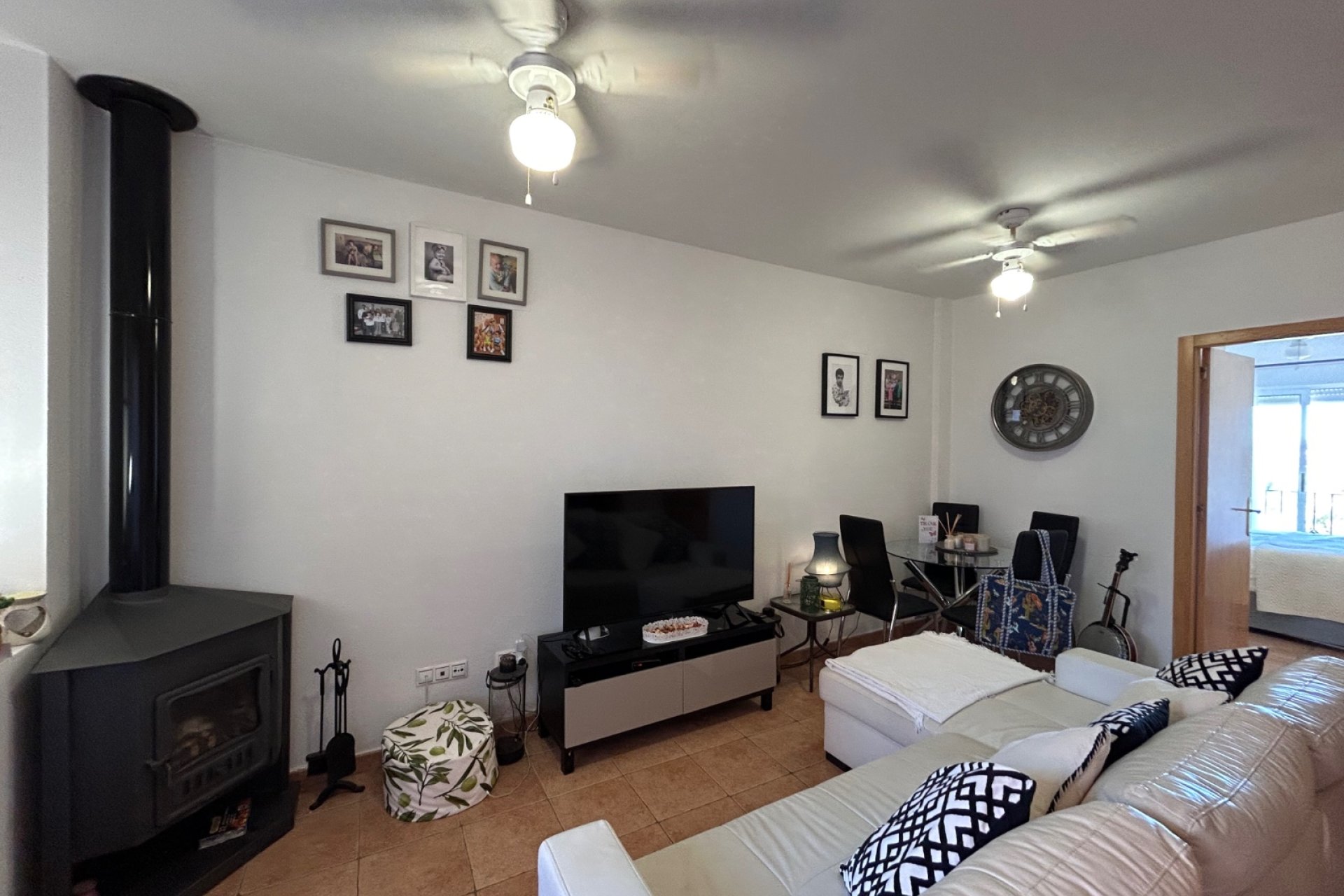 Revânzare - Apartament -
Orihuela - Inland