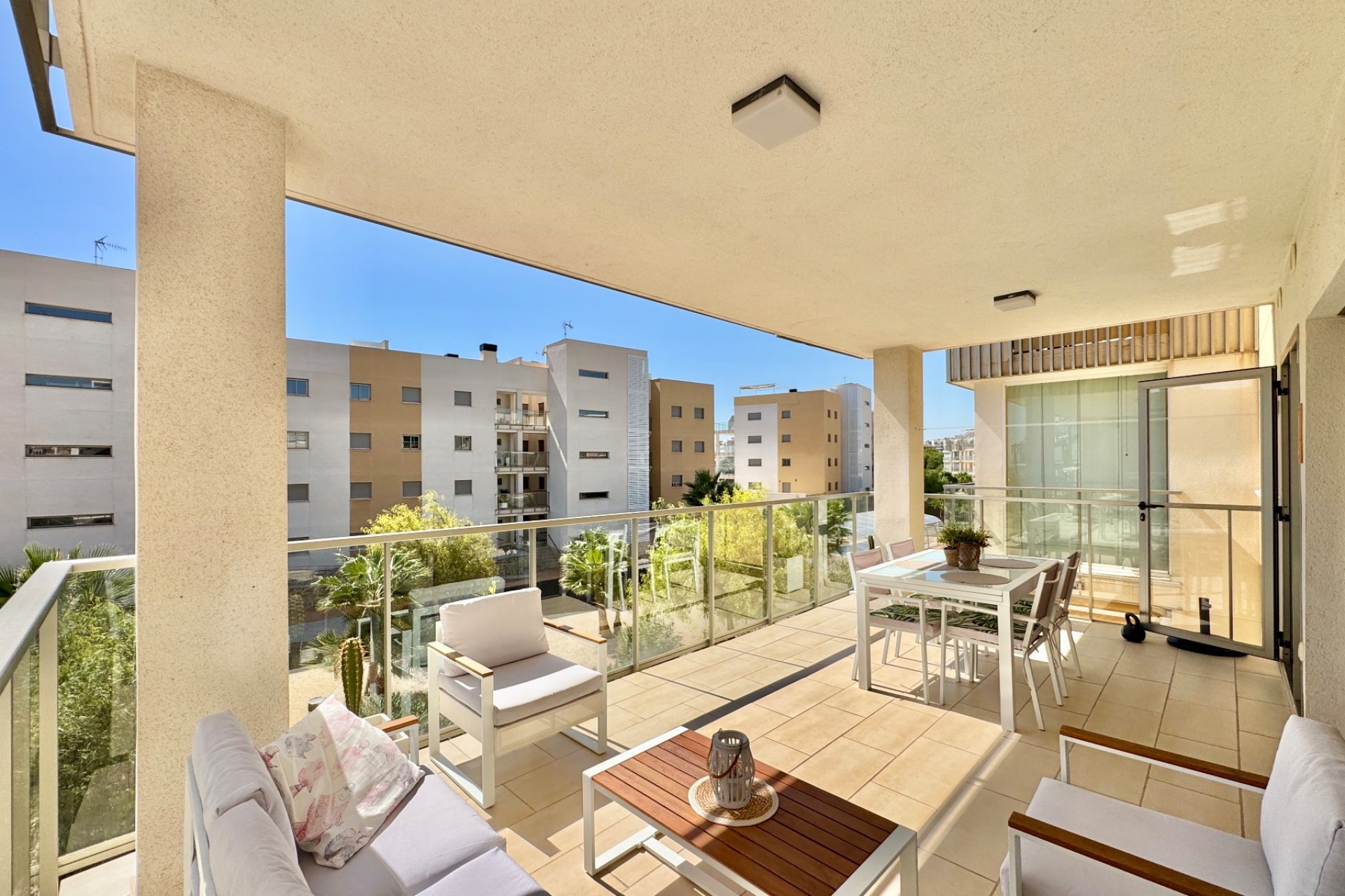 Revânzare - Apartament -
Orihuela - Inland