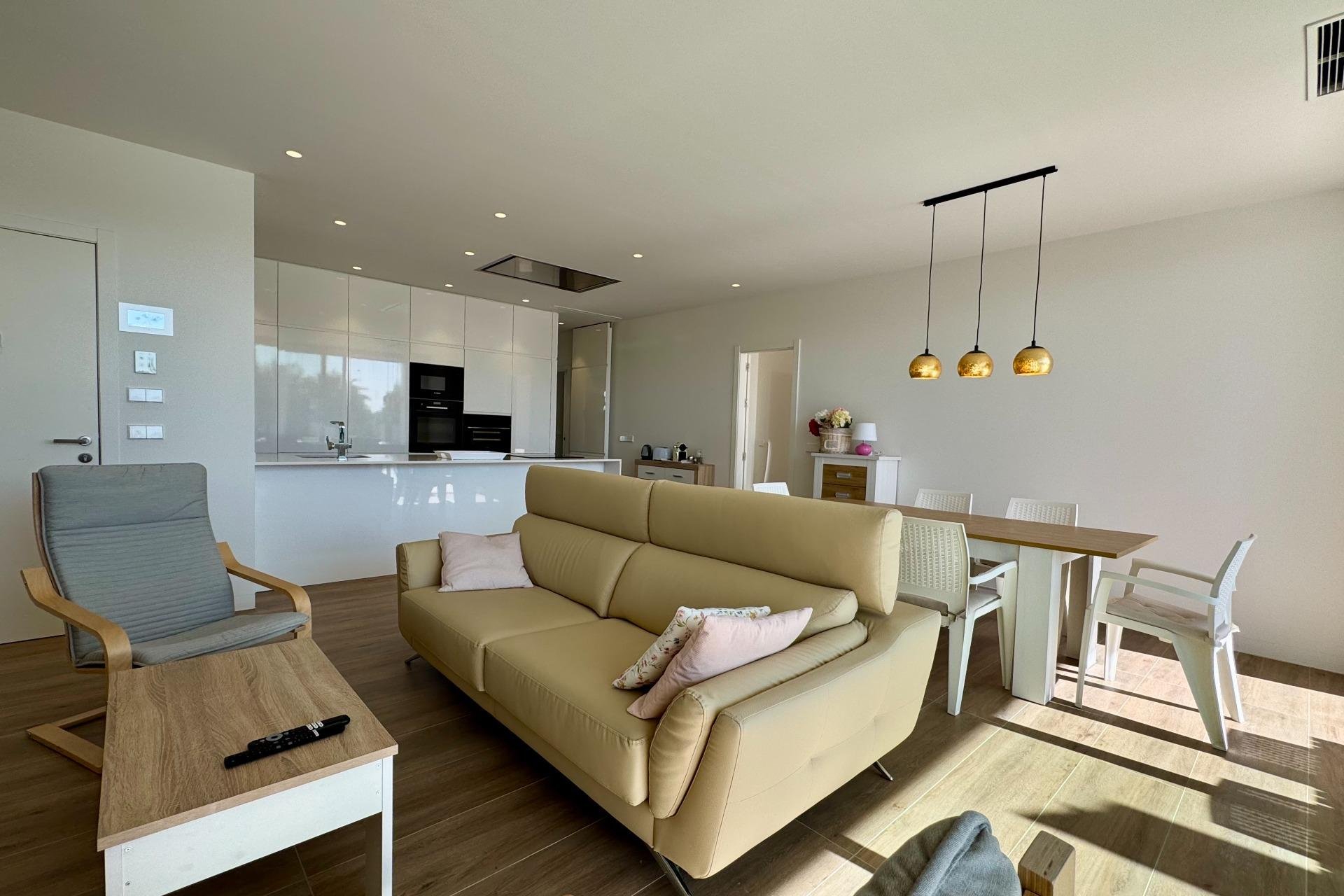 Revânzare - Apartament -
Orihuela - Las Colinas Golf