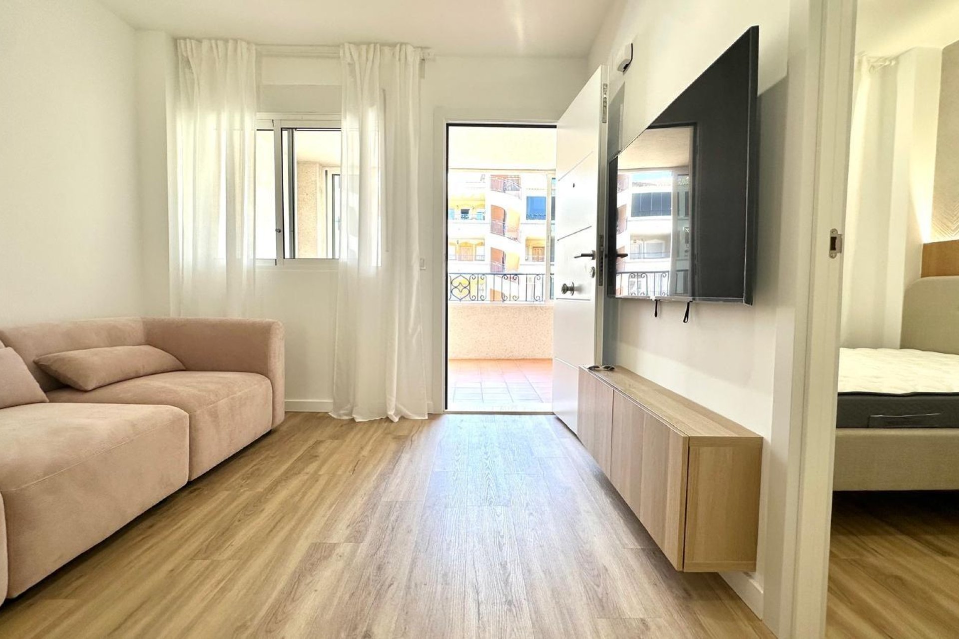 Revânzare - Apartament -
Orihuela - Los Balcones Y Los Altos