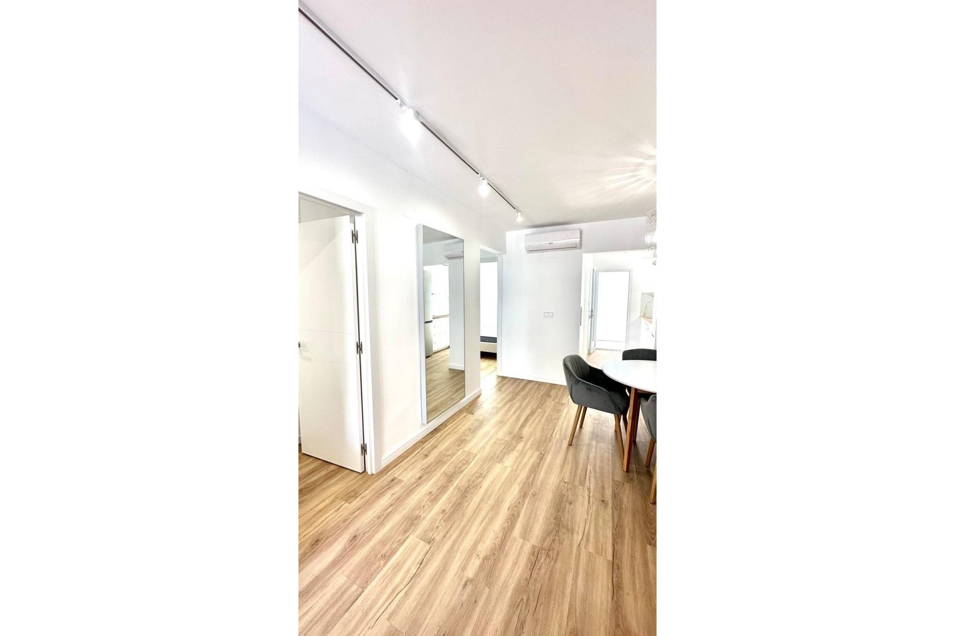 Revânzare - Apartament -
Orihuela - Los Balcones Y Los Altos