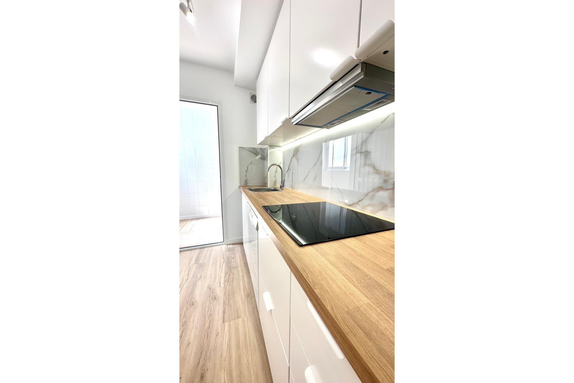 Revânzare - Apartament -
Orihuela - Los Balcones Y Los Altos