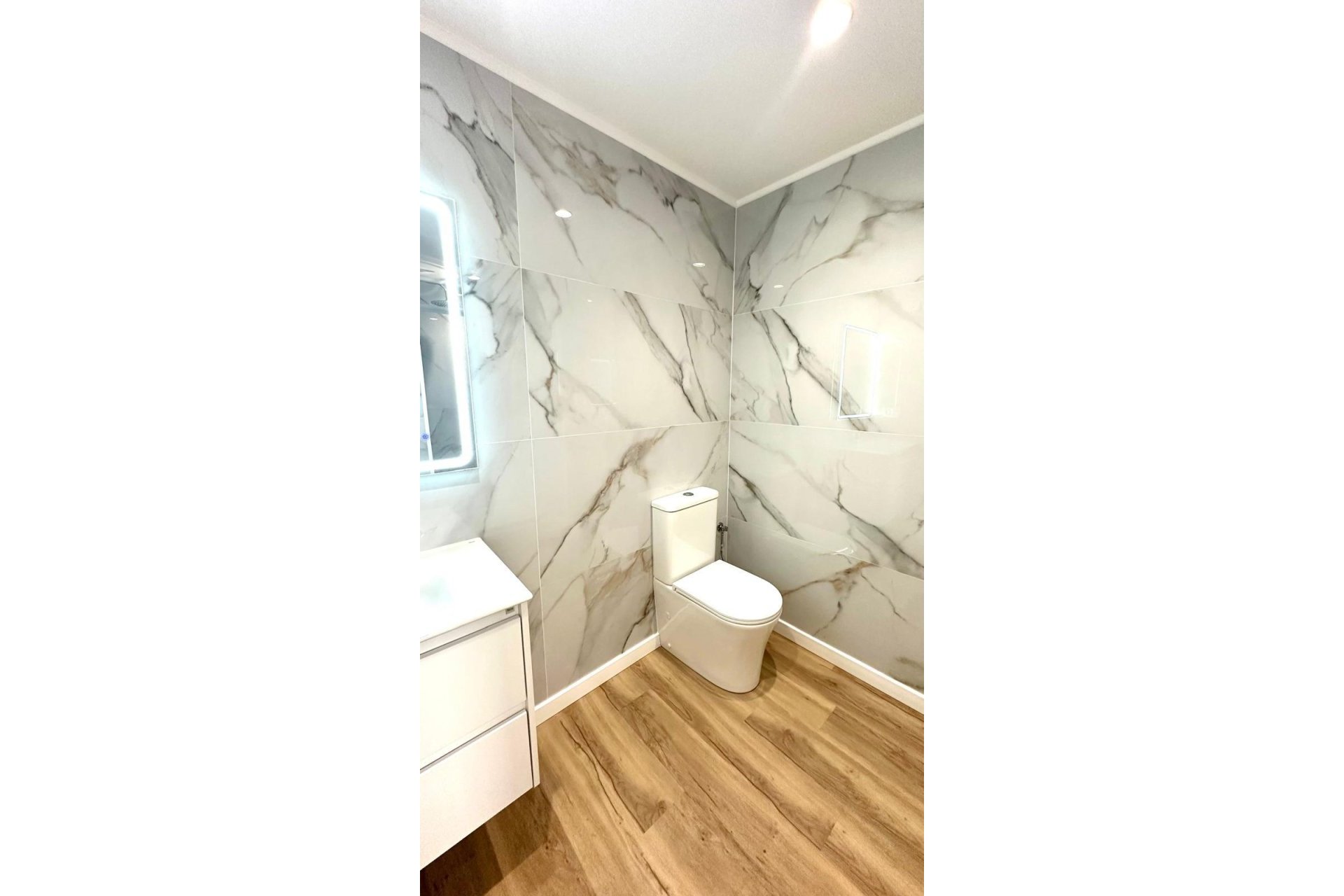 Revânzare - Apartament -
Orihuela - Los Balcones Y Los Altos