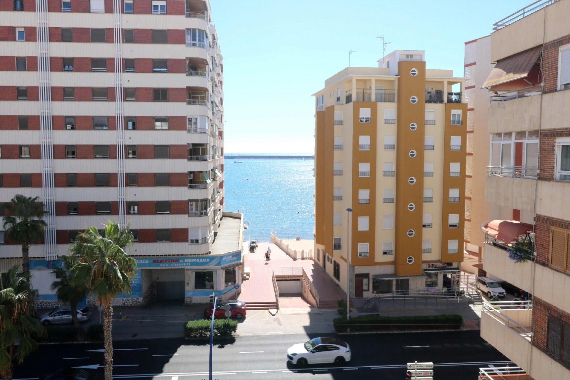 Revânzare - Apartament -
Playa Del Acequion - Costa Blanca