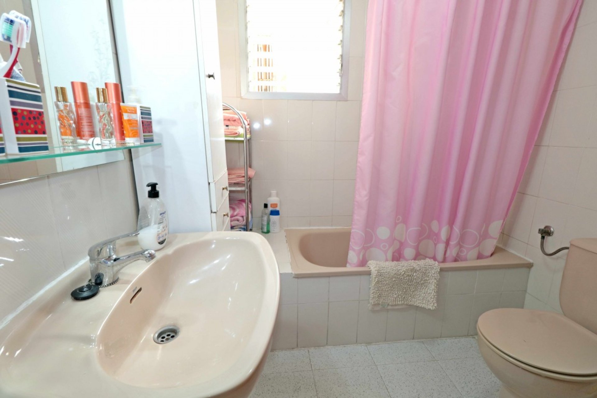 Revânzare - Apartament -
Playa Del Acequion - Costa Blanca