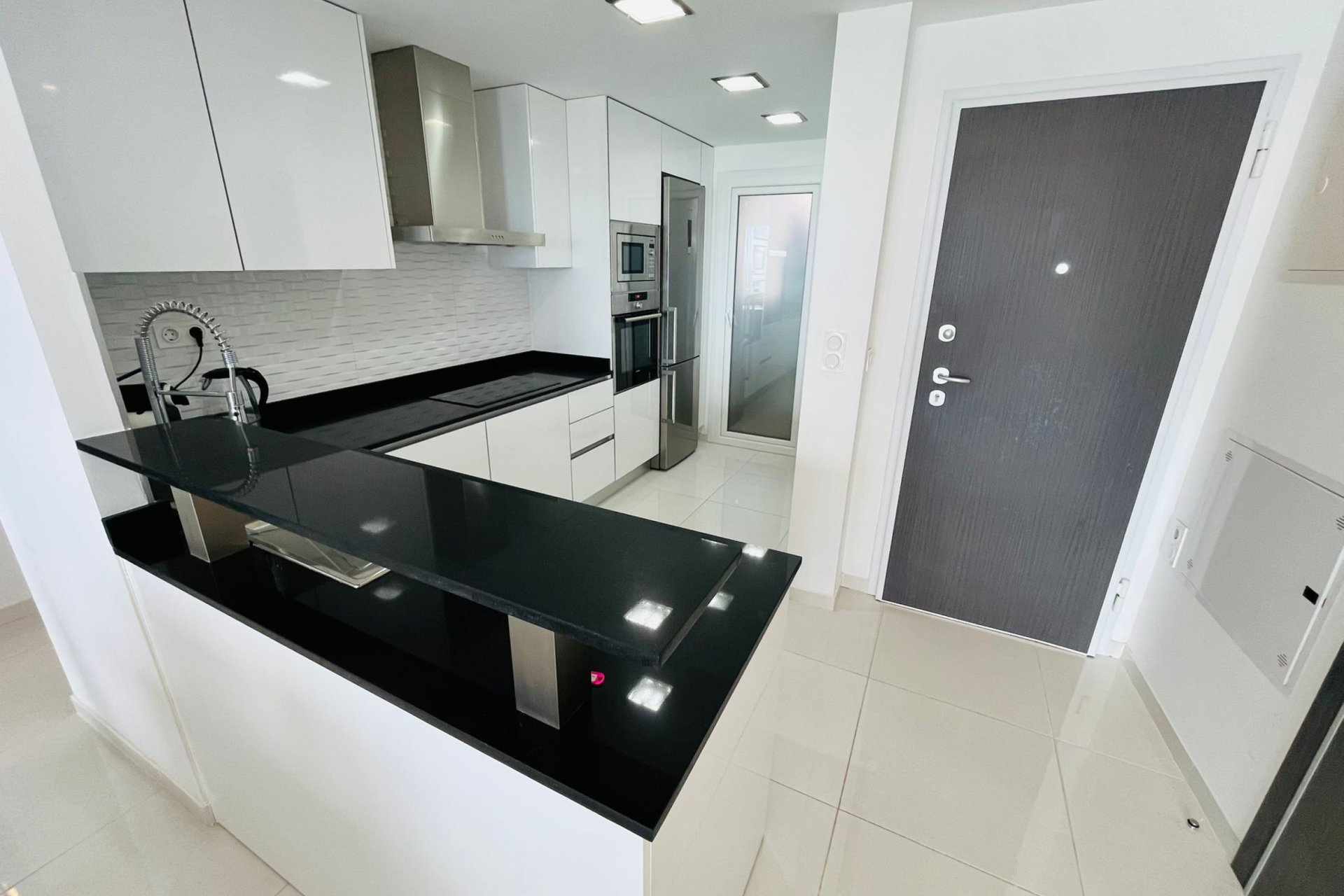 Revânzare - Apartament -
Punta Prima - Costa Blanca