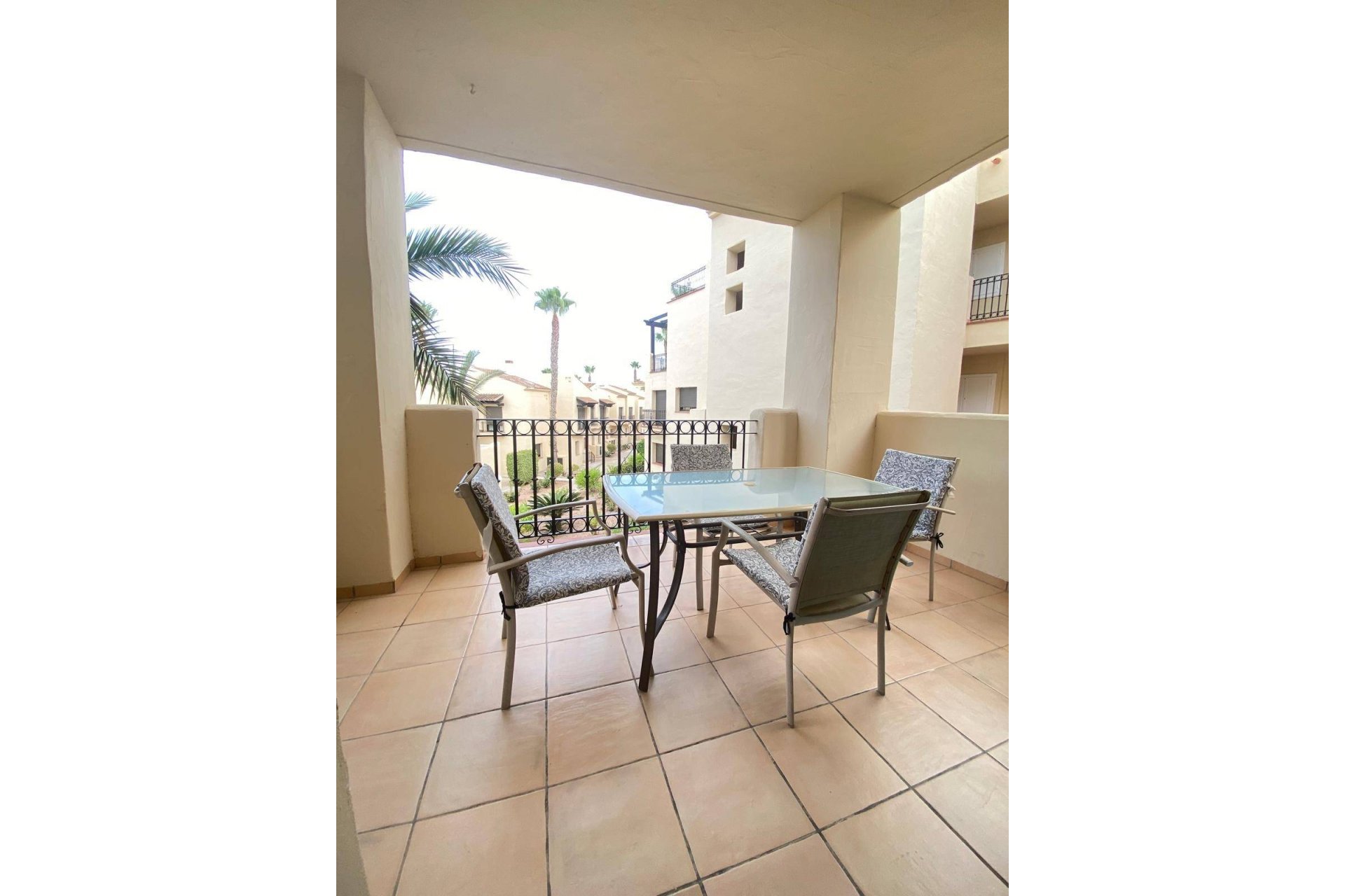 Revânzare - Apartament -
San Javier - Roda