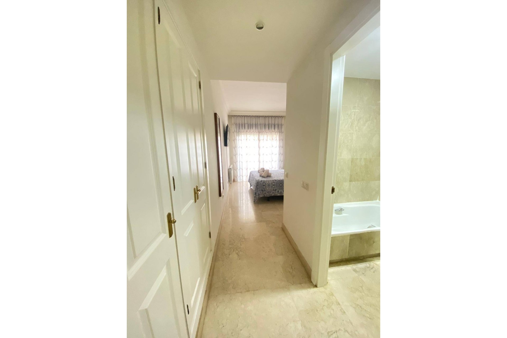 Revânzare - Apartament -
San Javier - Roda