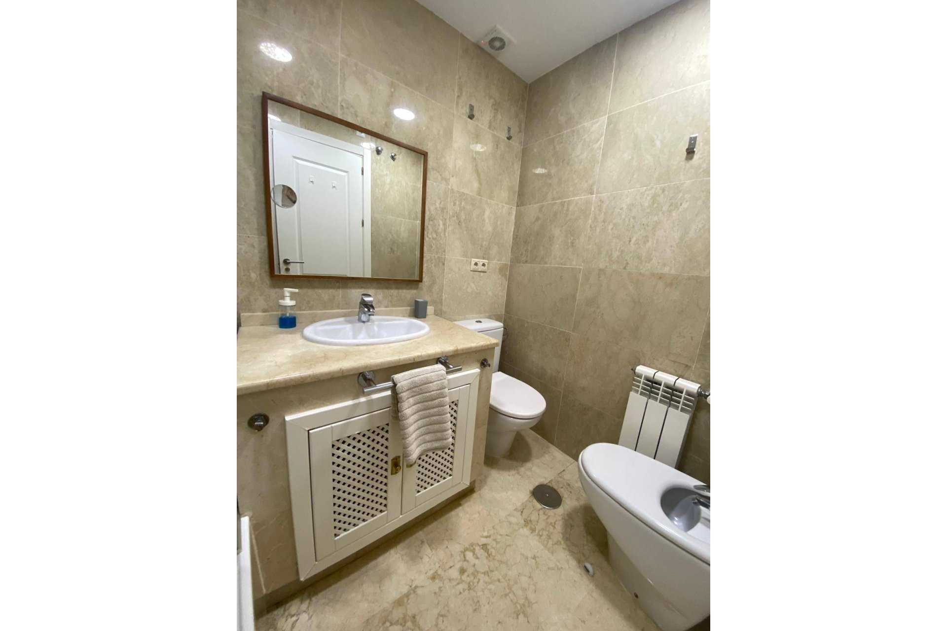 Revânzare - Apartament -
San Javier - Roda