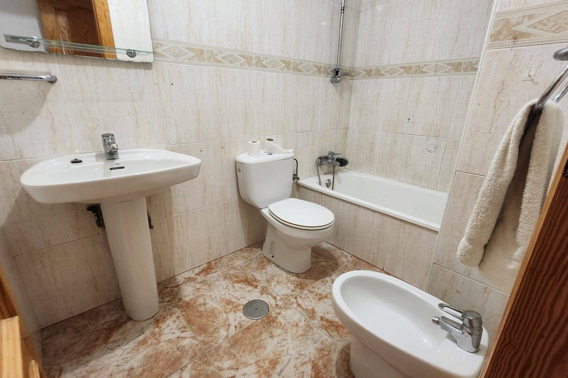 Revânzare - Apartament -
San Javier