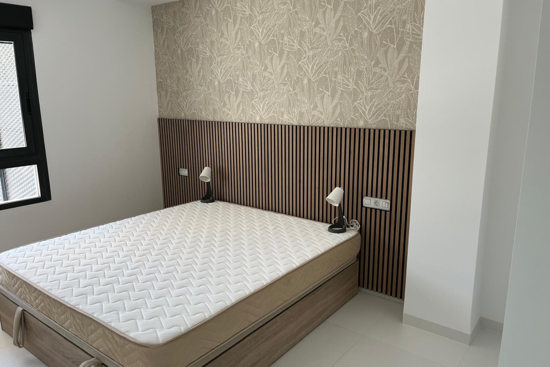 Revânzare - Apartament -
San Miguel de Salinas - Inland