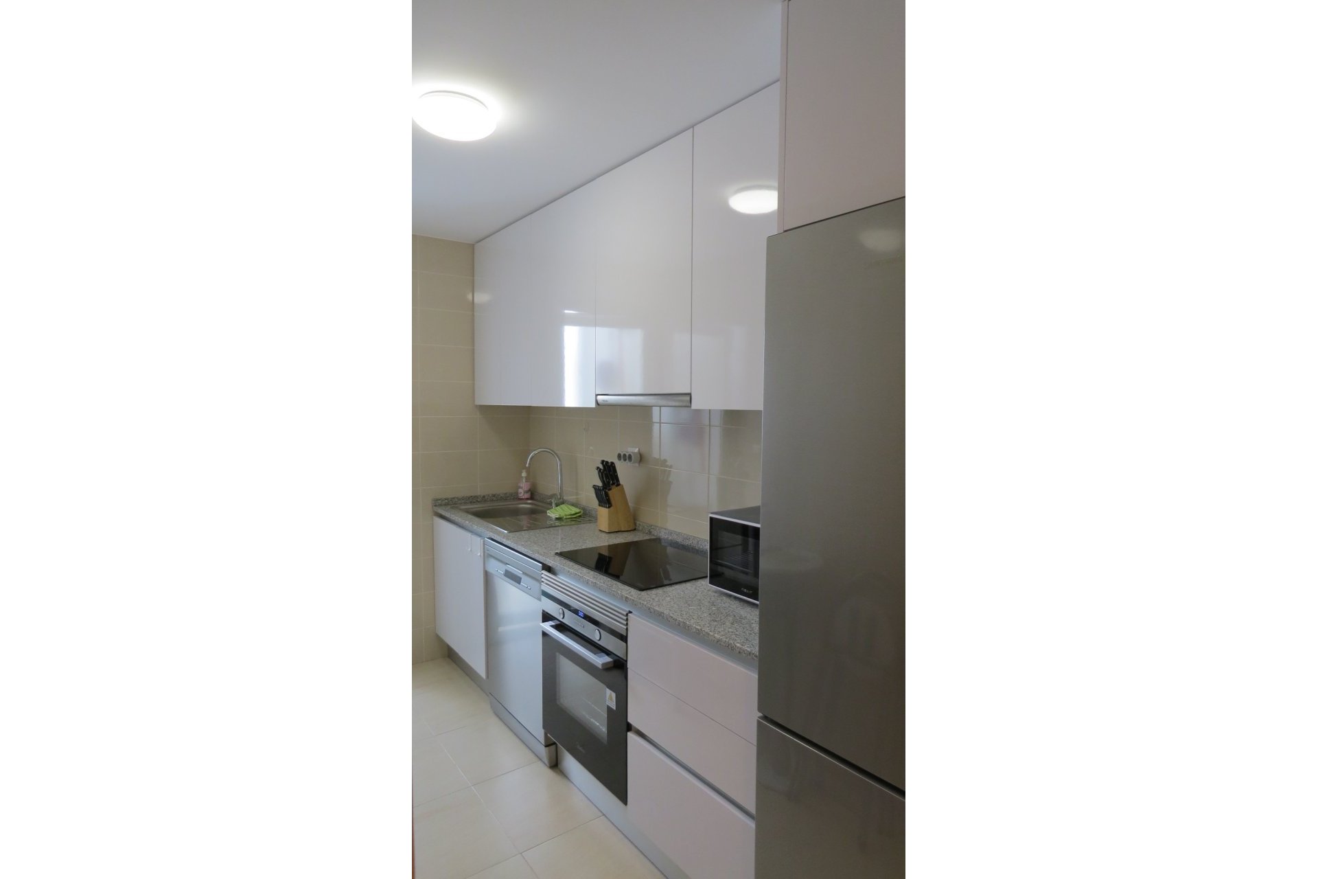 Revânzare - Apartament -
San Miguel de Salinas - Inland
