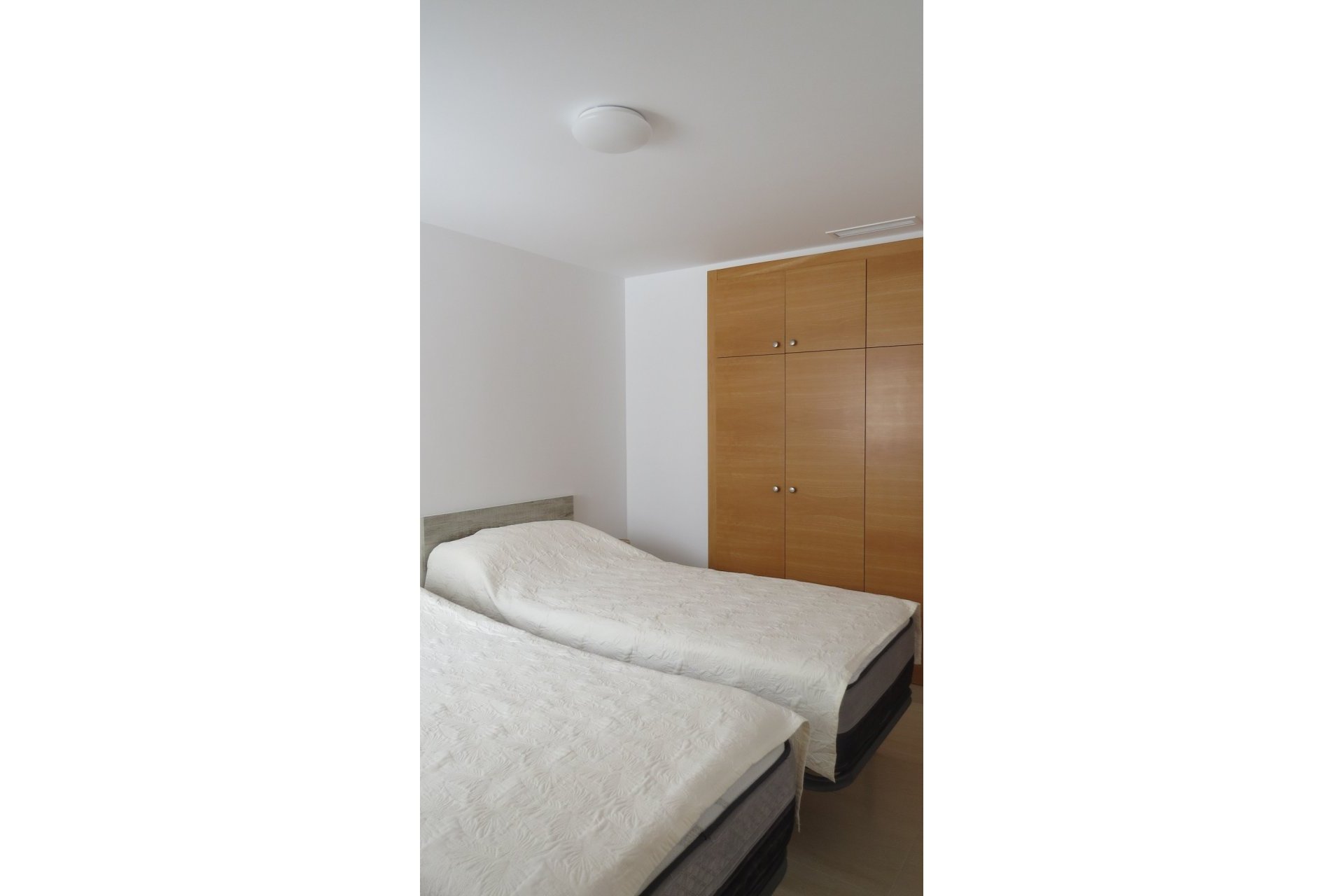 Revânzare - Apartament -
San Miguel de Salinas - Inland