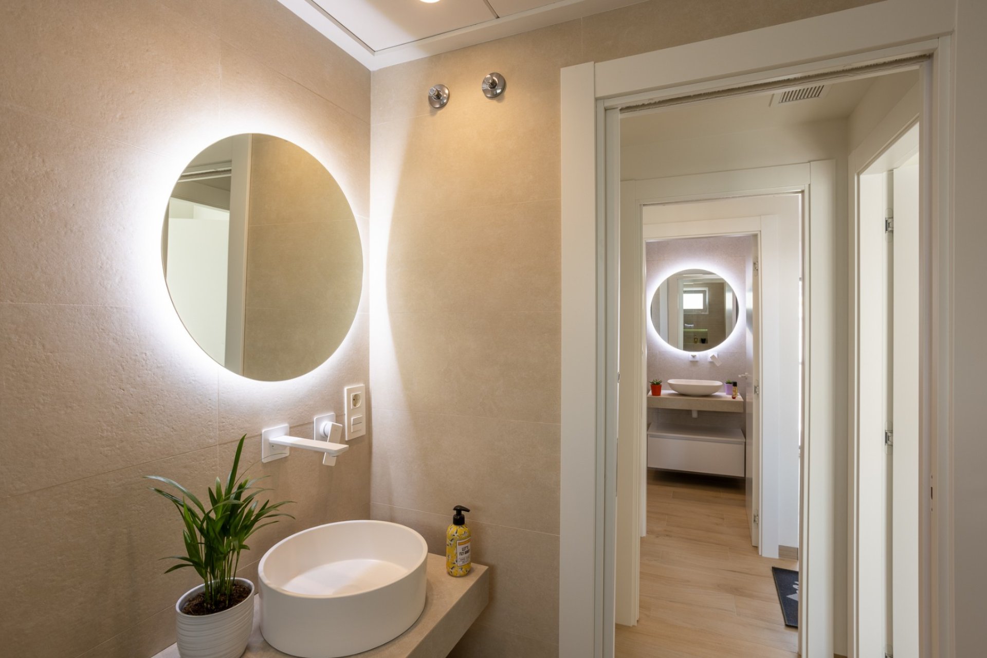 Revânzare - Apartament -
San Miguel de Salinas - Inland