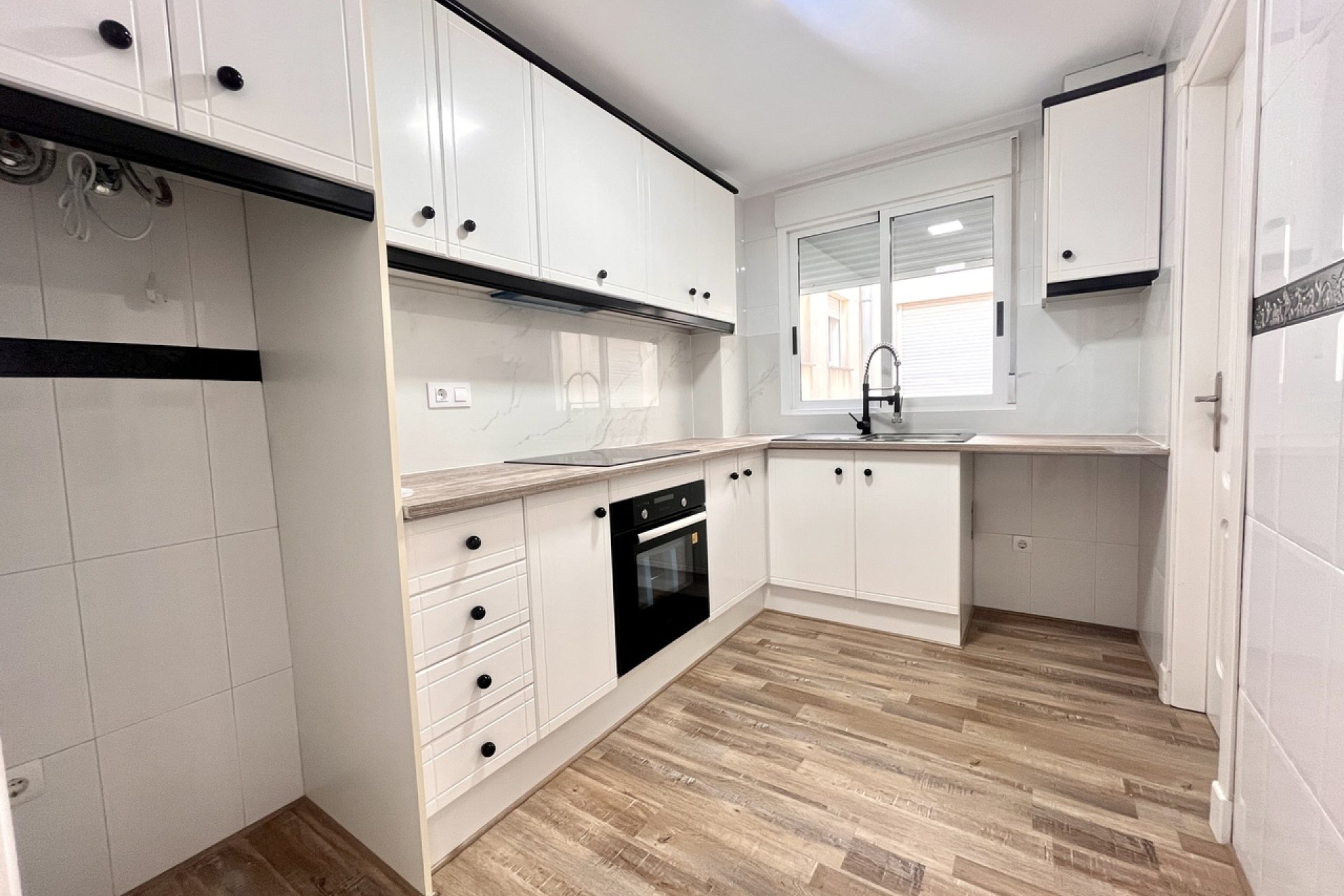 Revânzare - Apartament -
San Miguel de Salinas - Inland