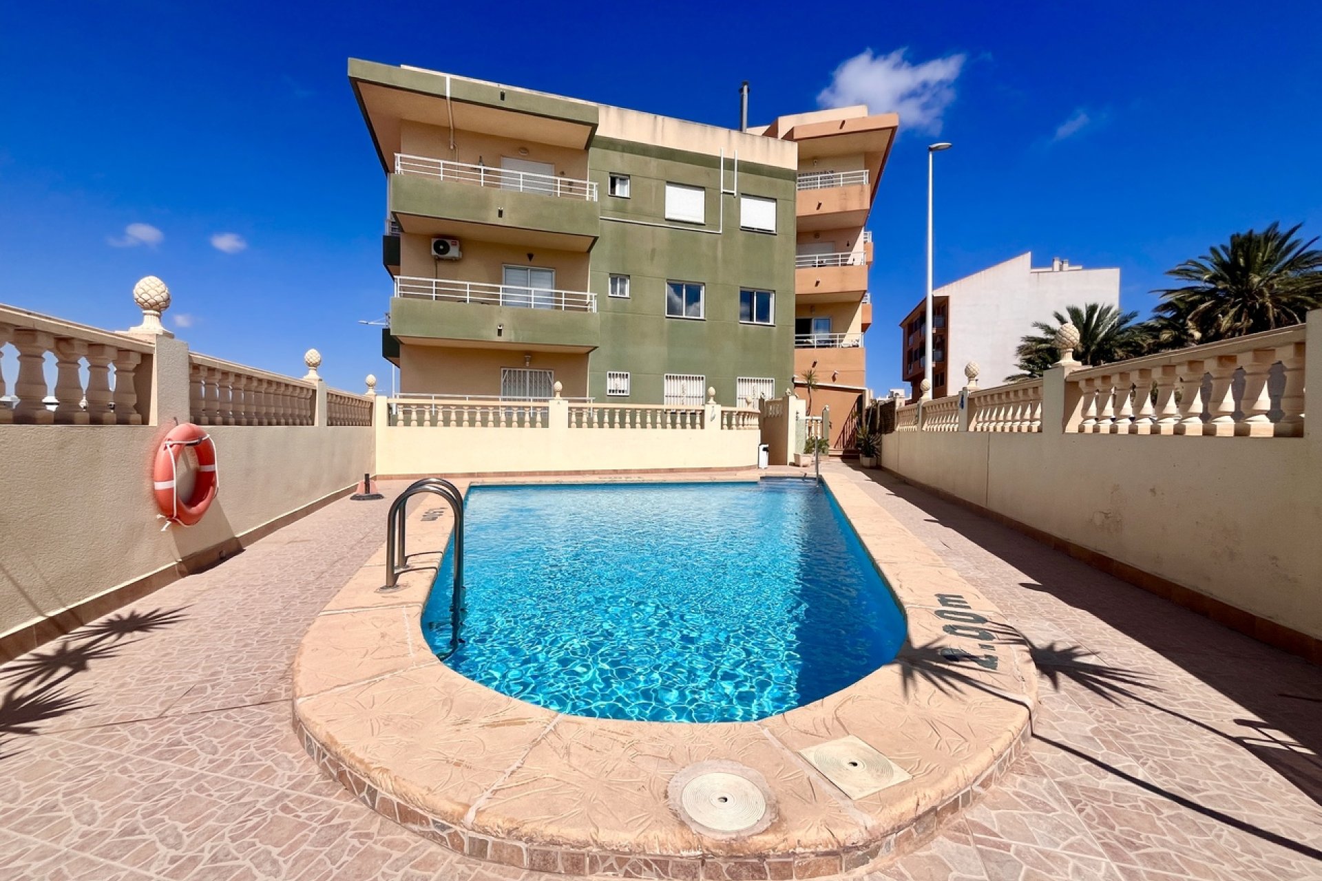 Revânzare - Apartament -
San Miguel de Salinas - Inland