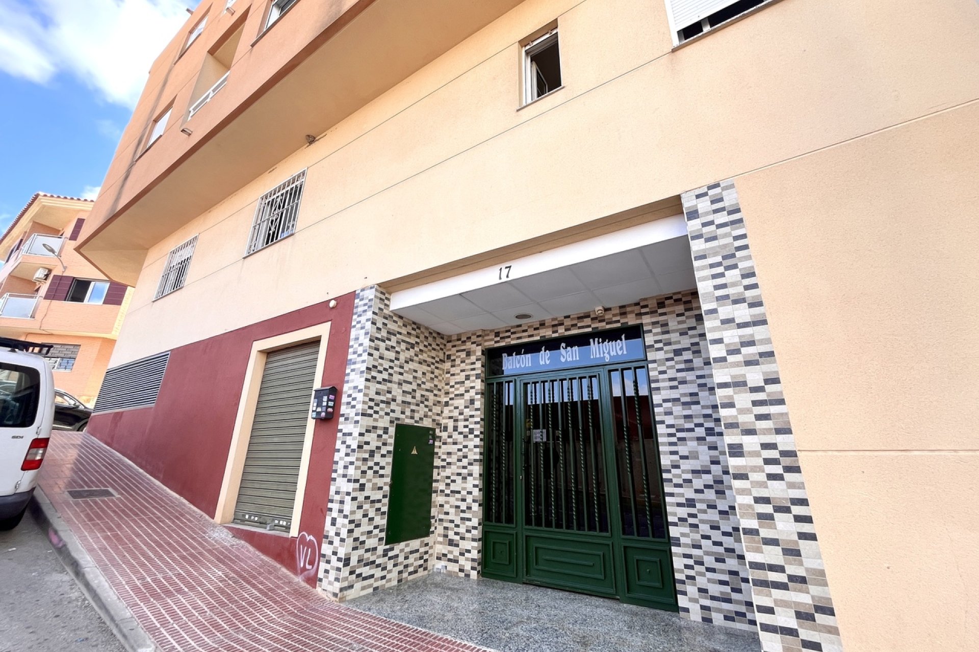 Revânzare - Apartament -
San Miguel de Salinas - Inland