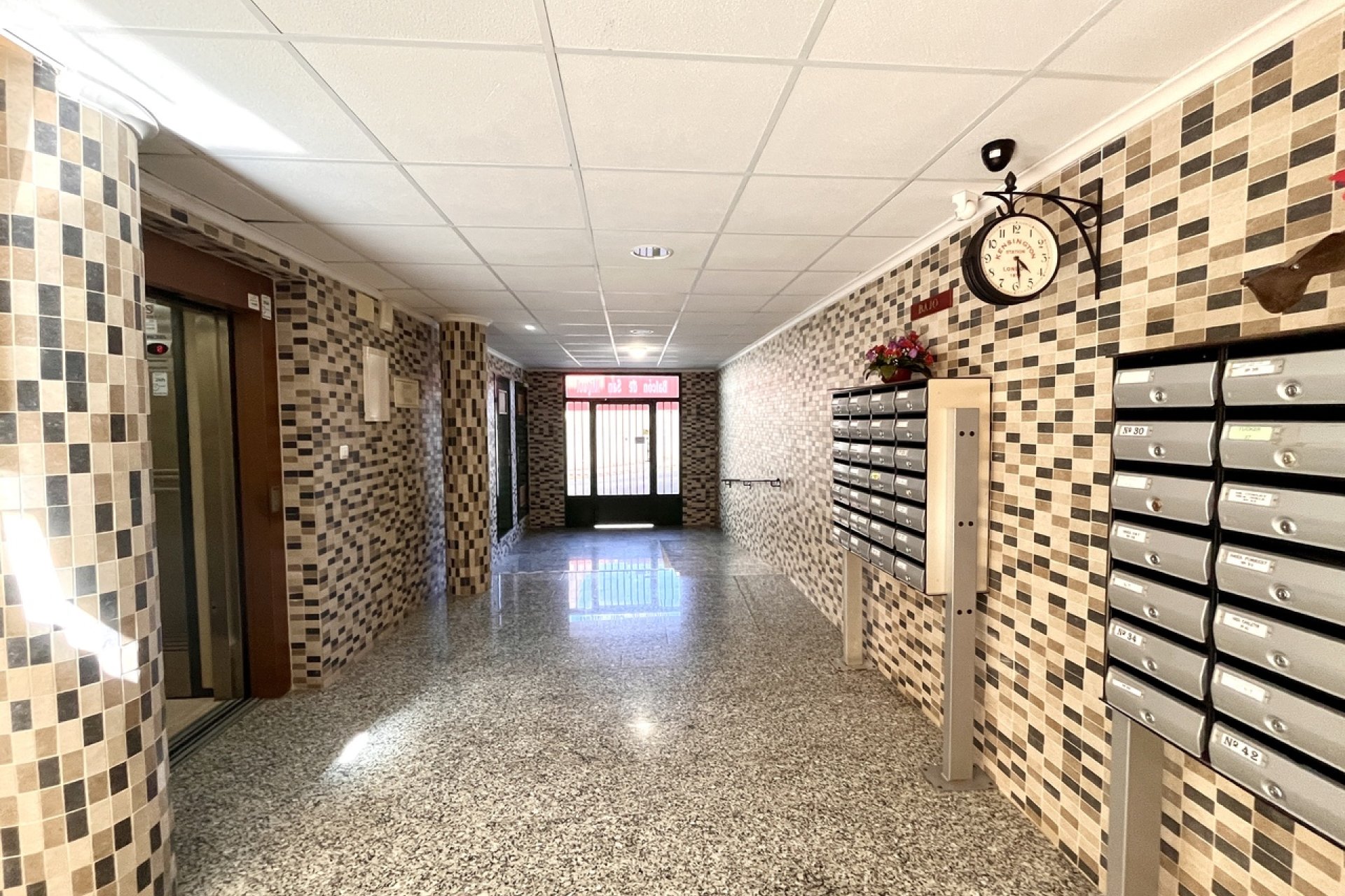 Revânzare - Apartament -
San Miguel de Salinas - Inland