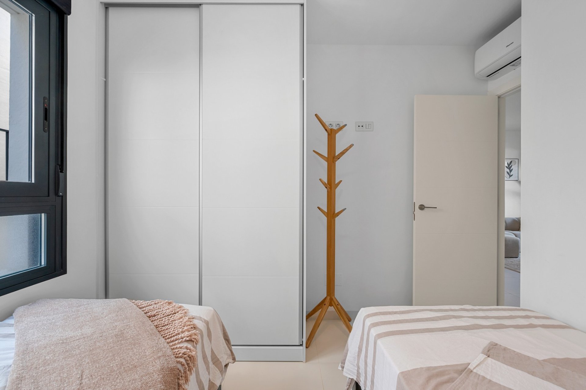 Revânzare - Apartament -
San Miguel de Salinas - Inland