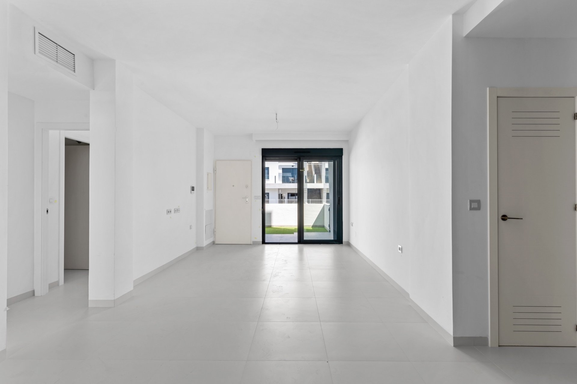 Revânzare - Apartament -
San Miguel de Salinas - Inland