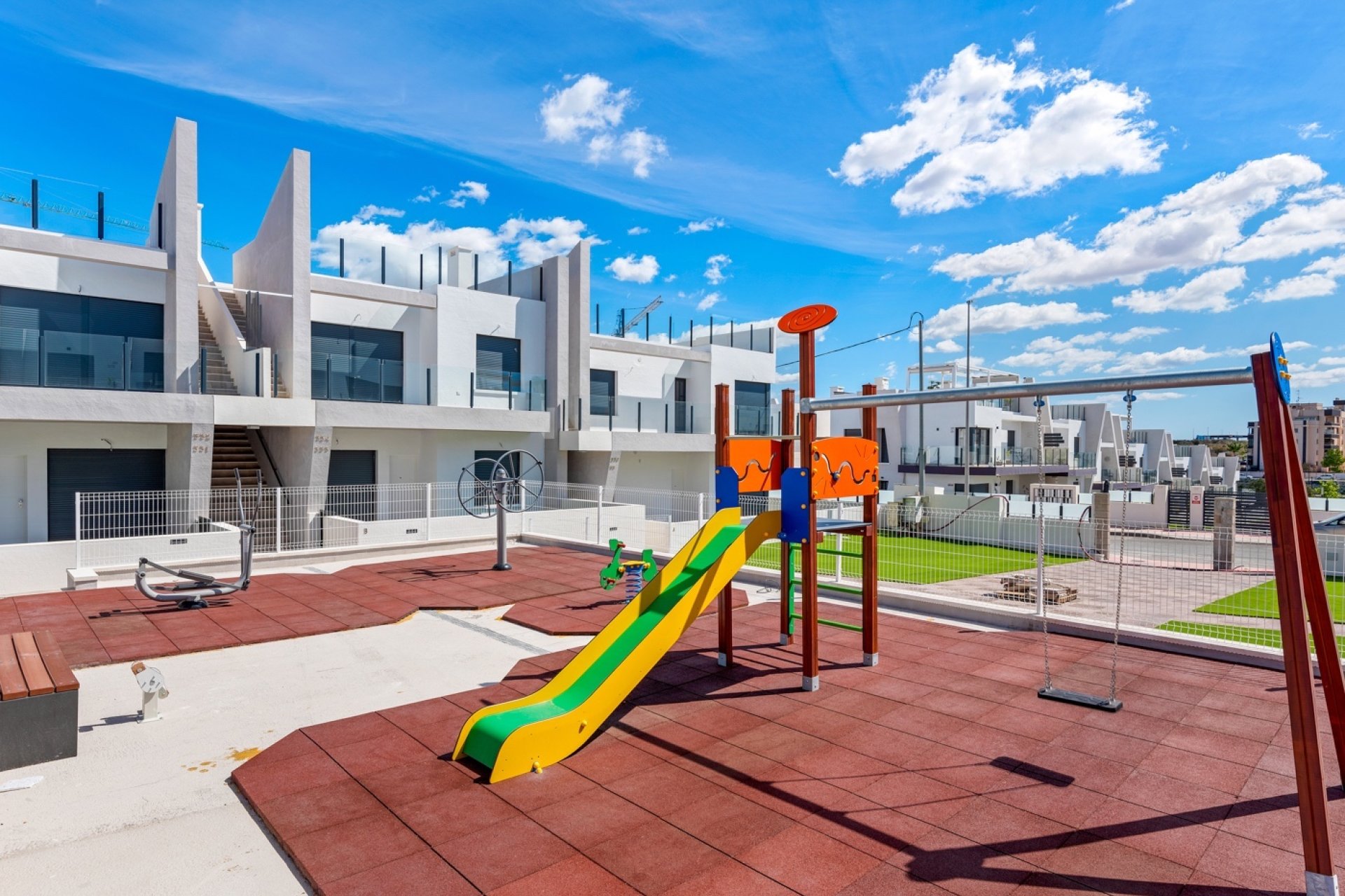 Revânzare - Apartament -
San Miguel de Salinas - Inland