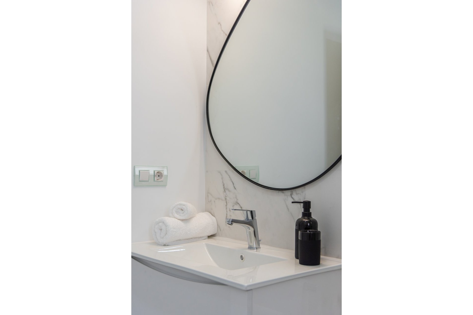 Revânzare - Apartament -
San Miguel de Salinas - Inland